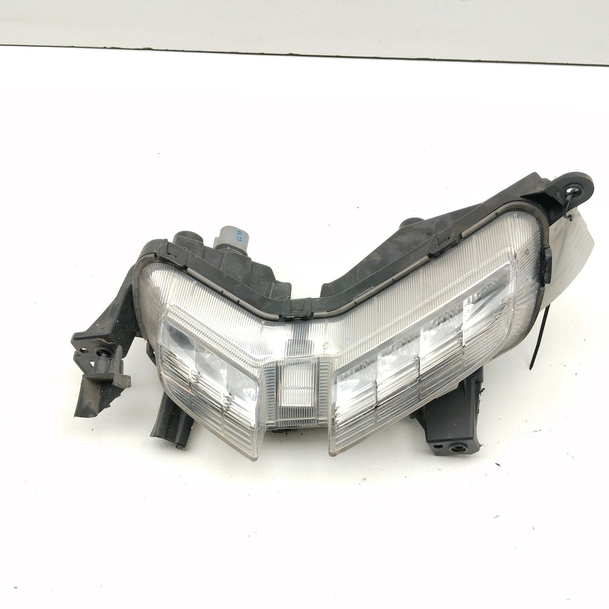 Kia Niro Front Left Additional Light Front Left Additional Light — KIA NIRO (2016-.....