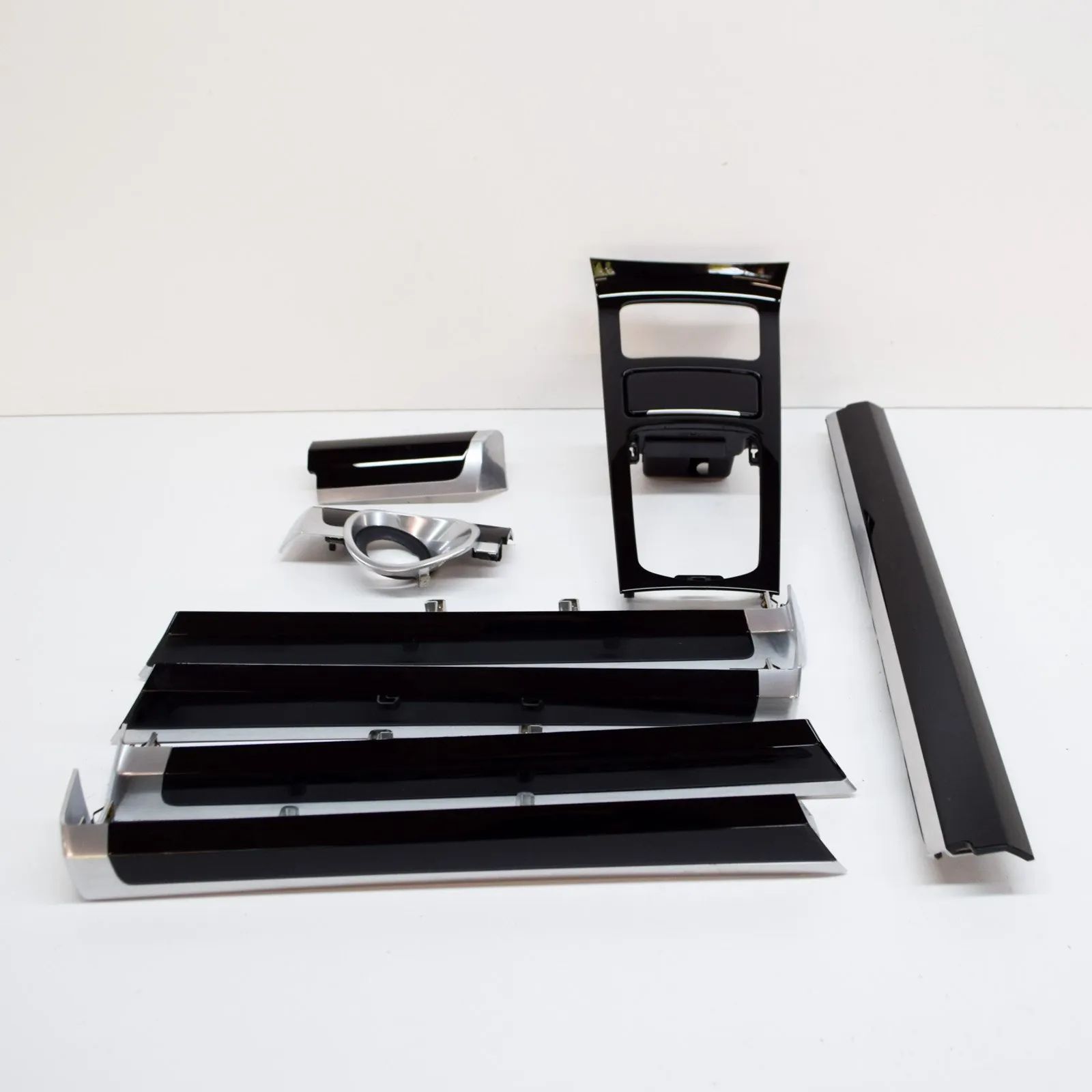 Porsche Cayenne Interior Trim Strips Kit Interior Trim Strips Kit — PORSCHE CAYENNE (92A...