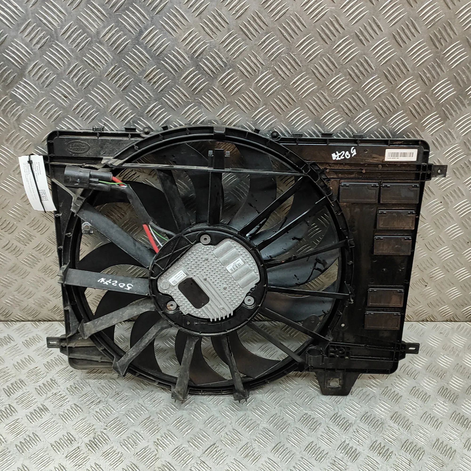 Land Rover Range Rover Evoque Engine Cooling Fan Shroud Engine Cooling Fan Shroud — LAND ROVER RANGE RO...