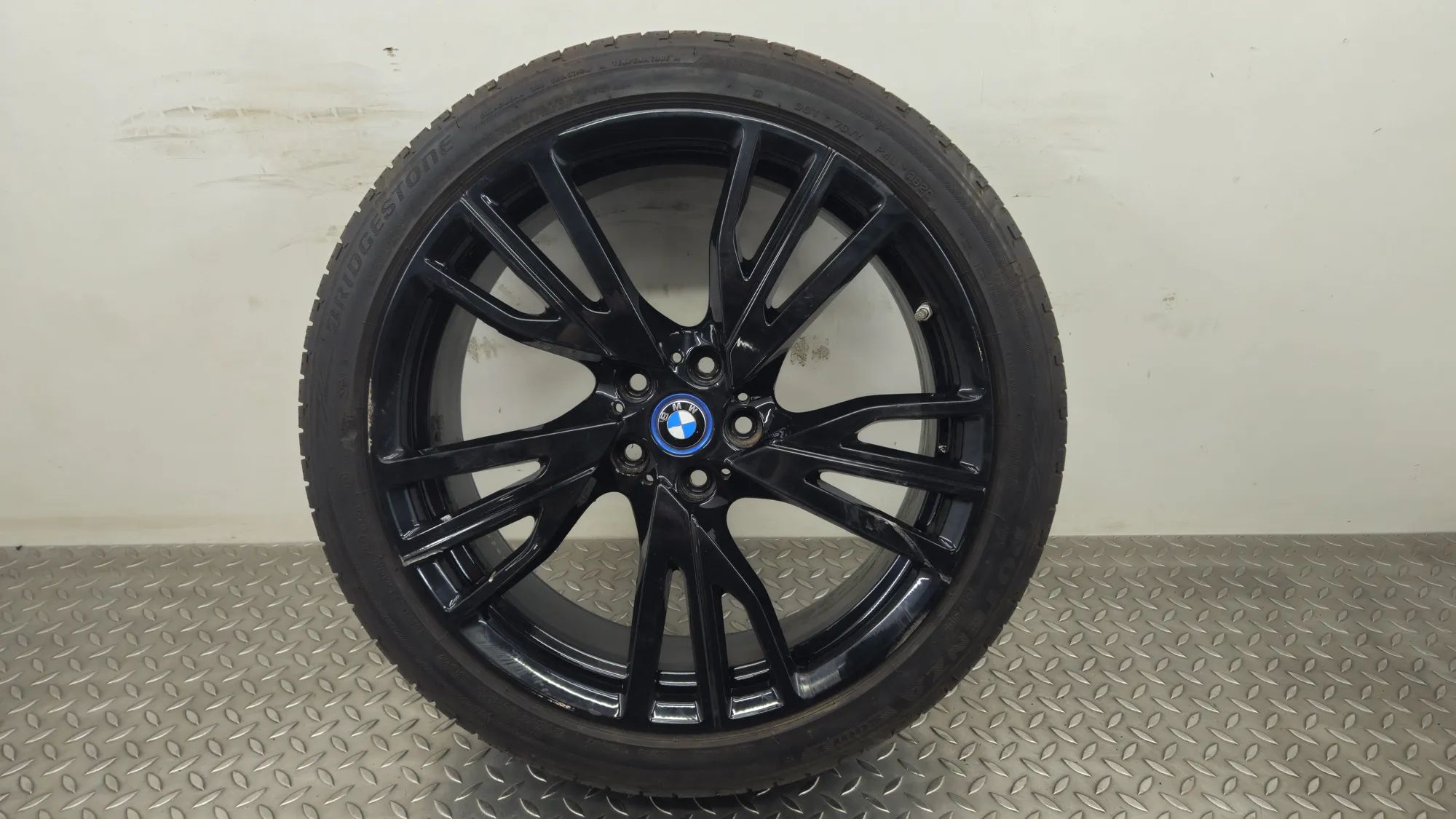 BMW i8 (l12, l15) Alloy Wheel