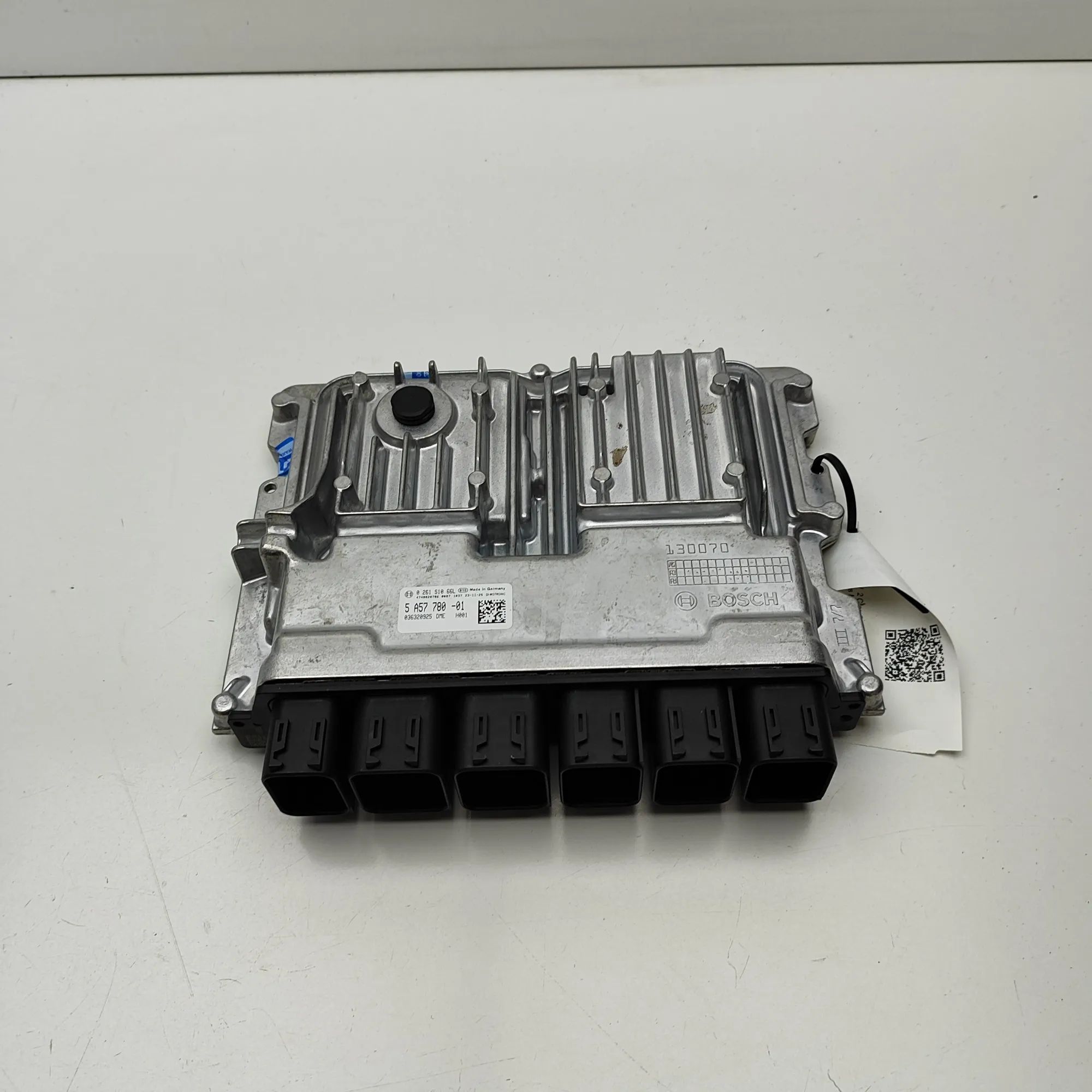 BMW 2 (F44) Engine Control Unit