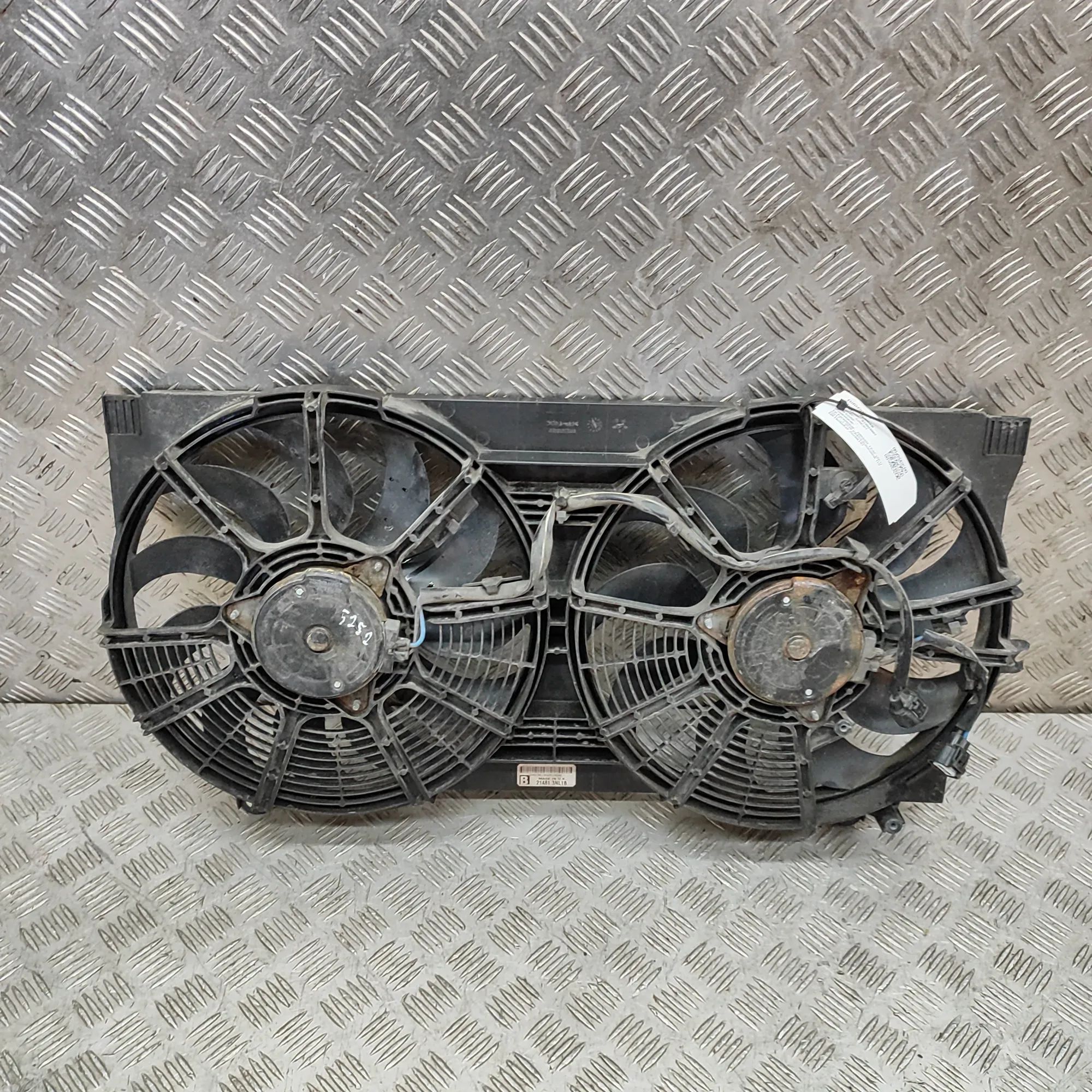 Nissan Leaf Engine Cooling Fan Shroud Engine Cooling Fan Shroud — NISSAN LEAF (ZE1) (...