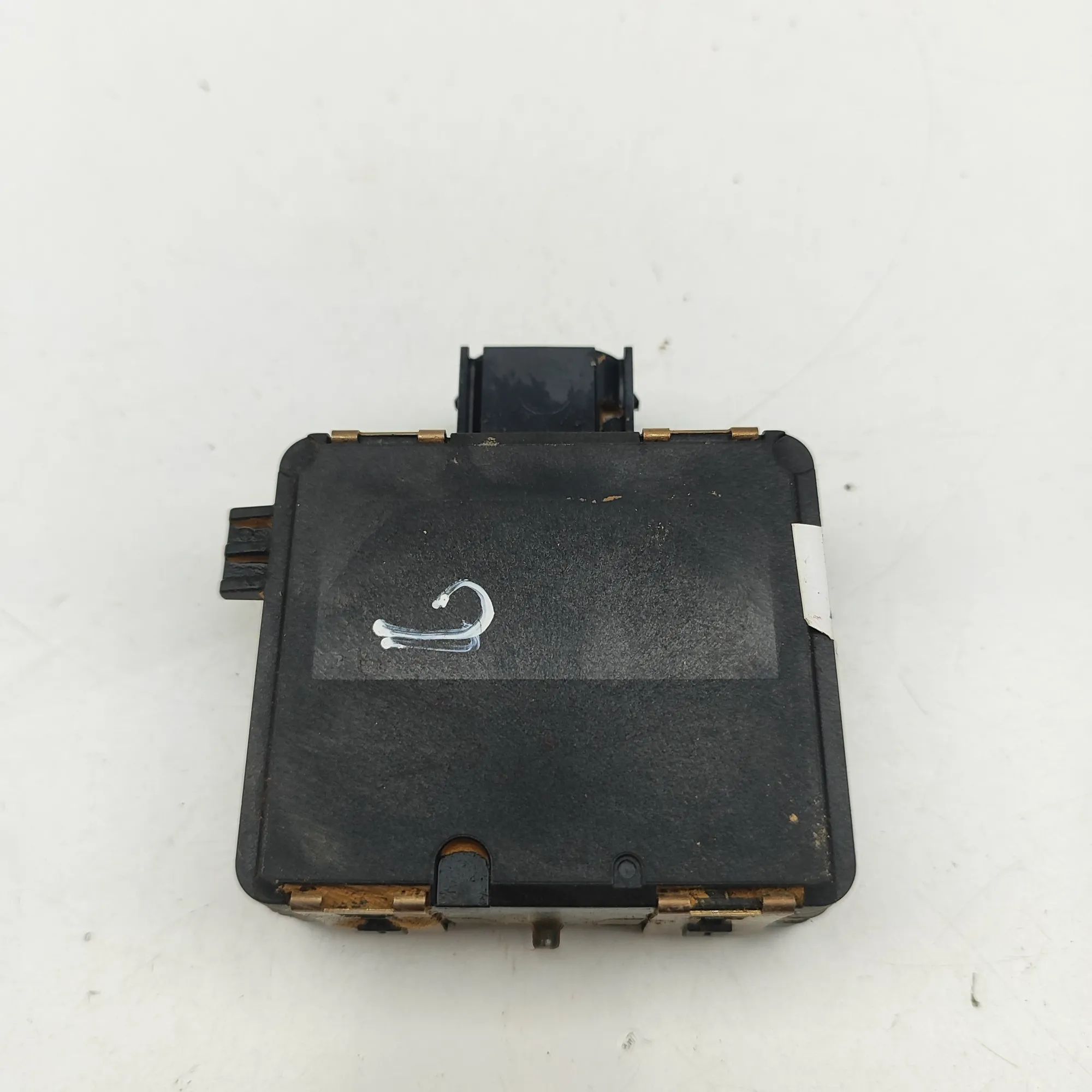 Audi Q5 (FY) Distance Radar Sensor Distance Radar Sensor — AUDI Q5 (FY) (2016-...)...