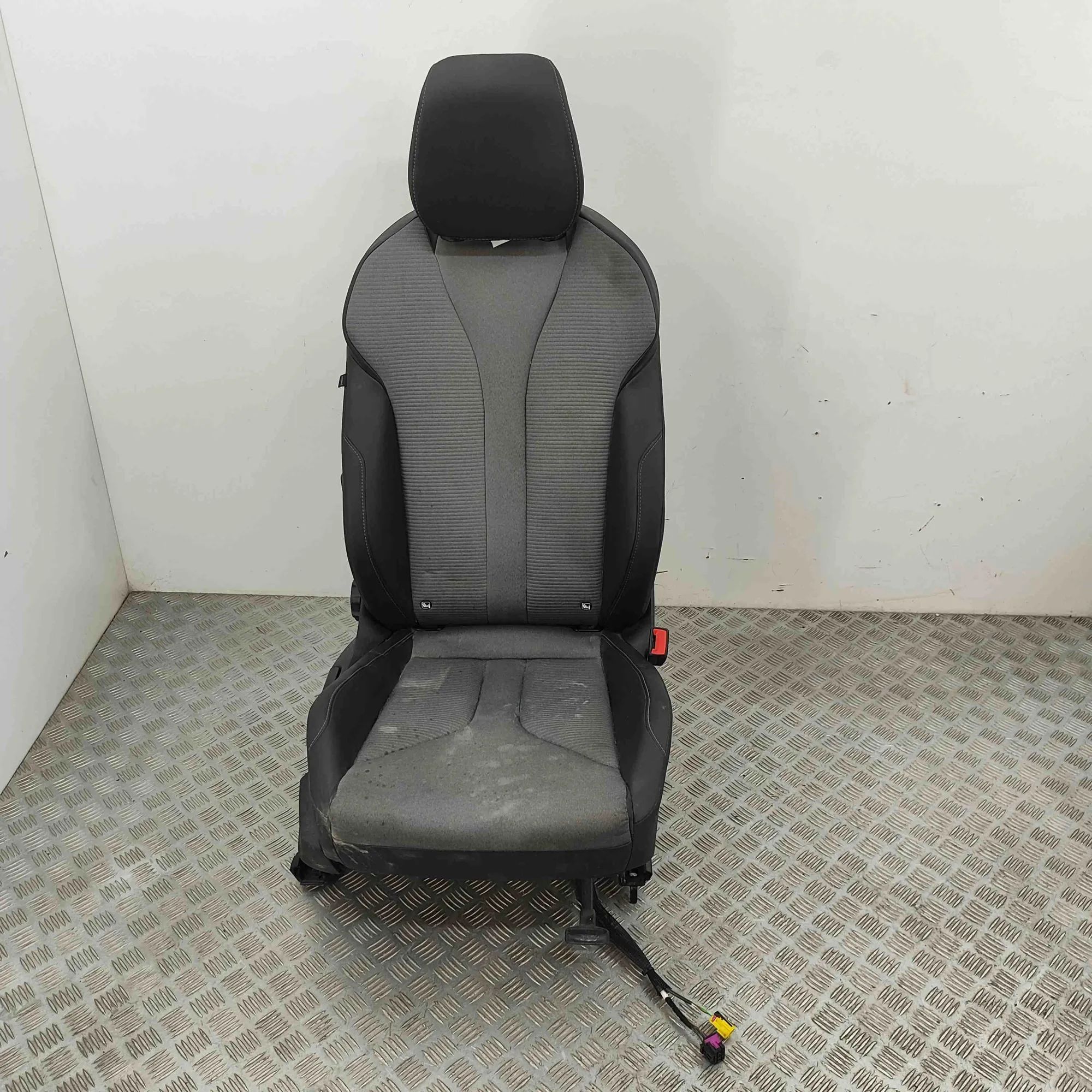 Skoda Enyaq Front Right Seat Front right seat — SKODA ENYAQ (iV SUV 5AC, 5AZ...