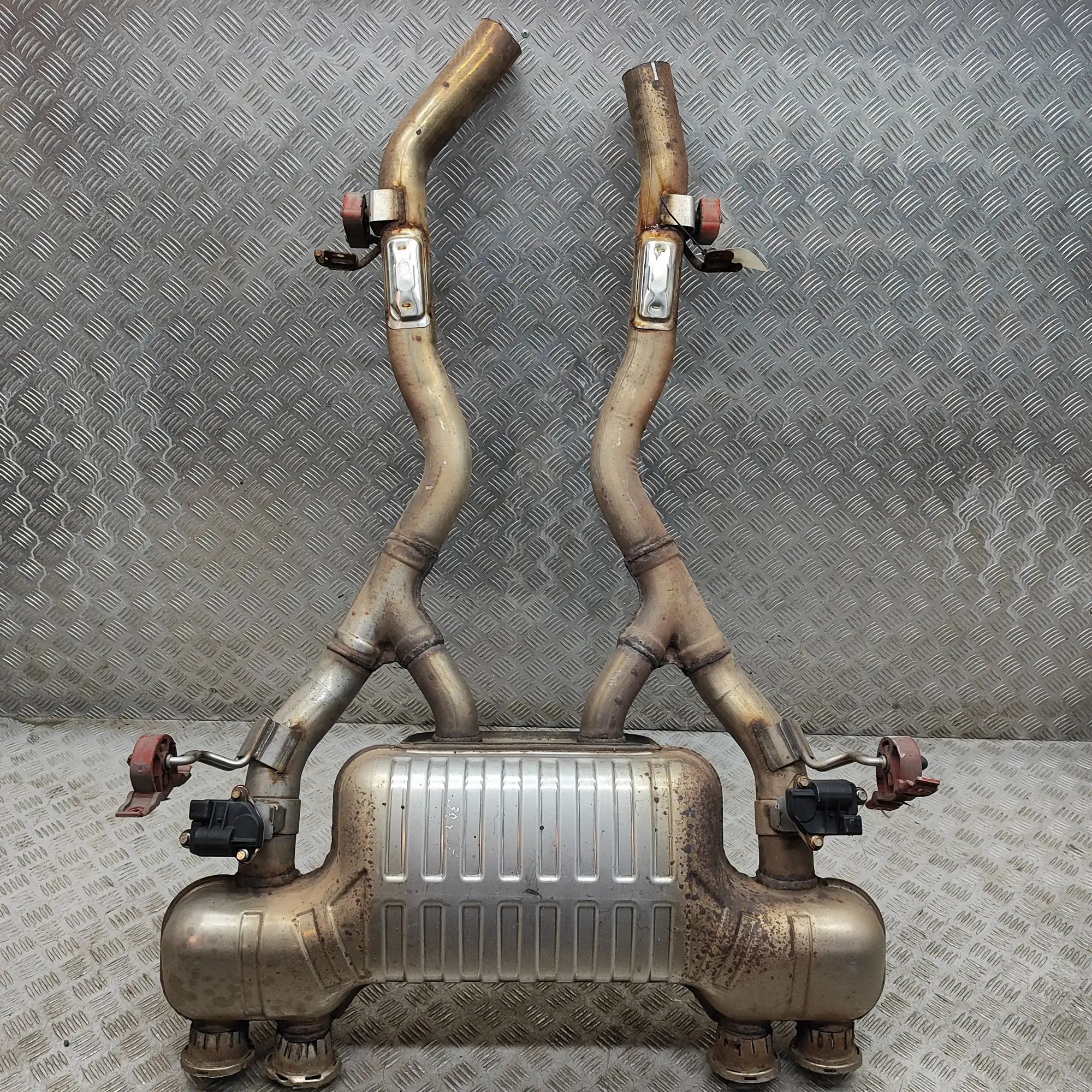 BMW 4 (F32 / F33 / F36) Exhaust