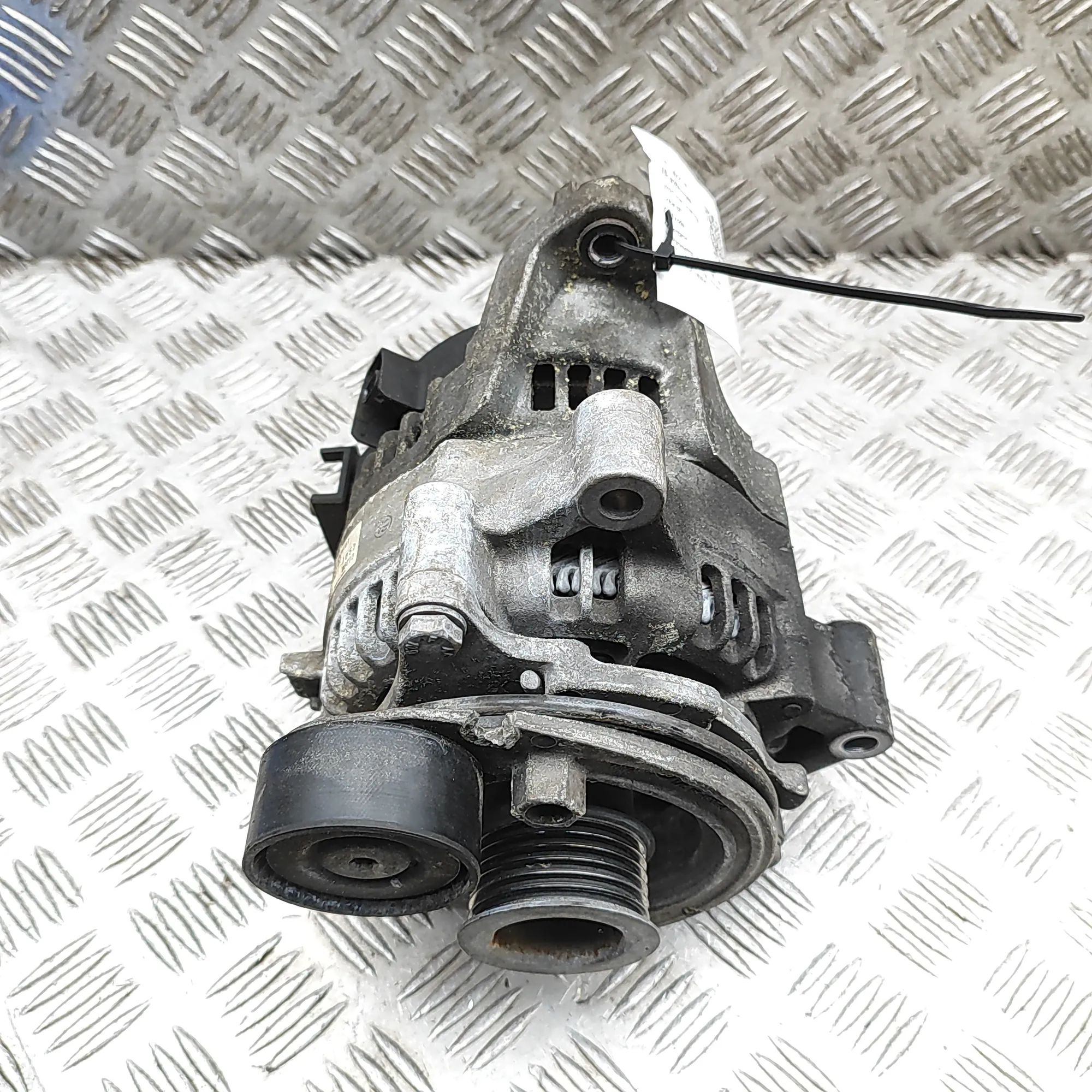 BMW X4 (G02) Alternator