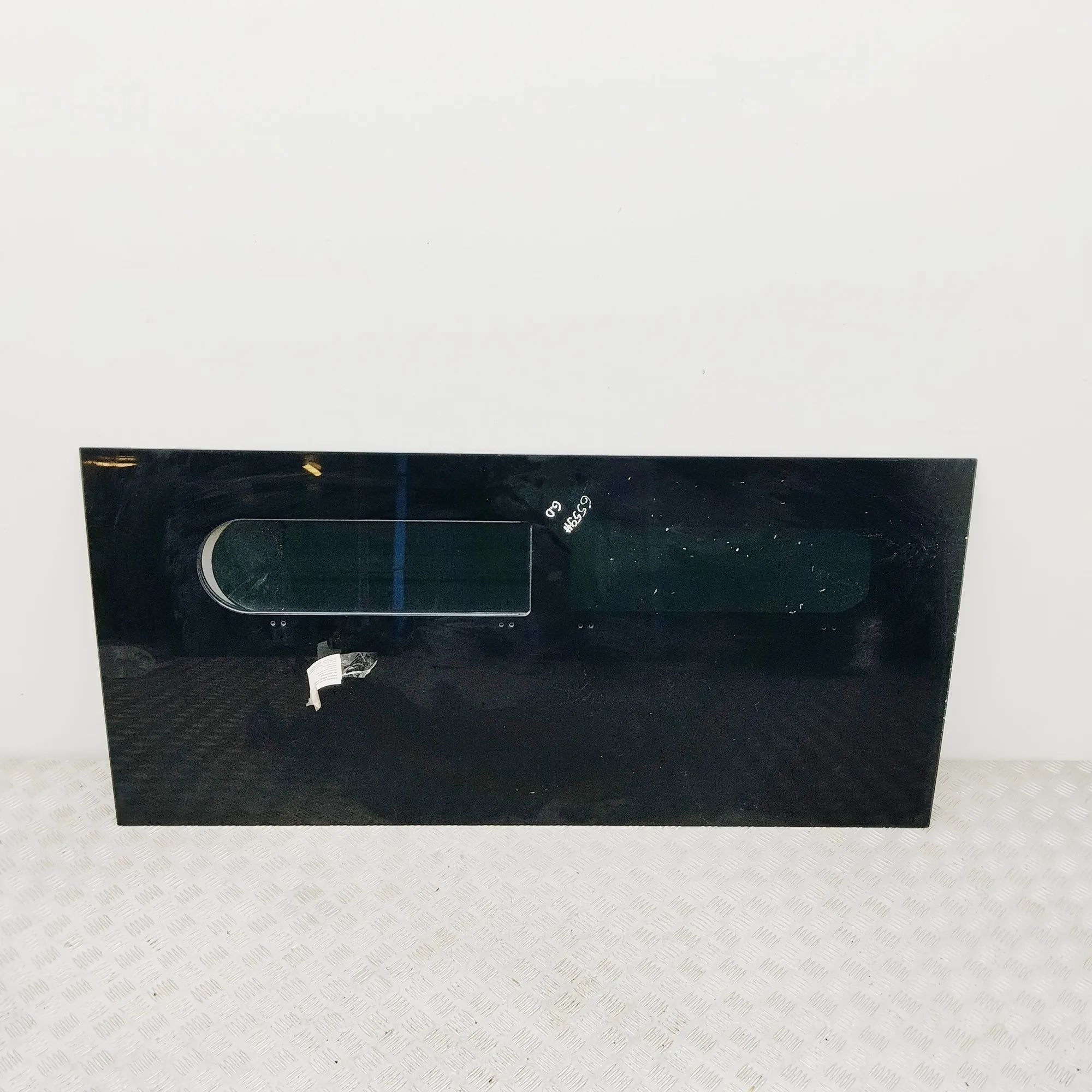 Peugeot Boxer Rear Right Side Body Window Rear Right Side Body Window — PEUGEOT BOXER (Mi...