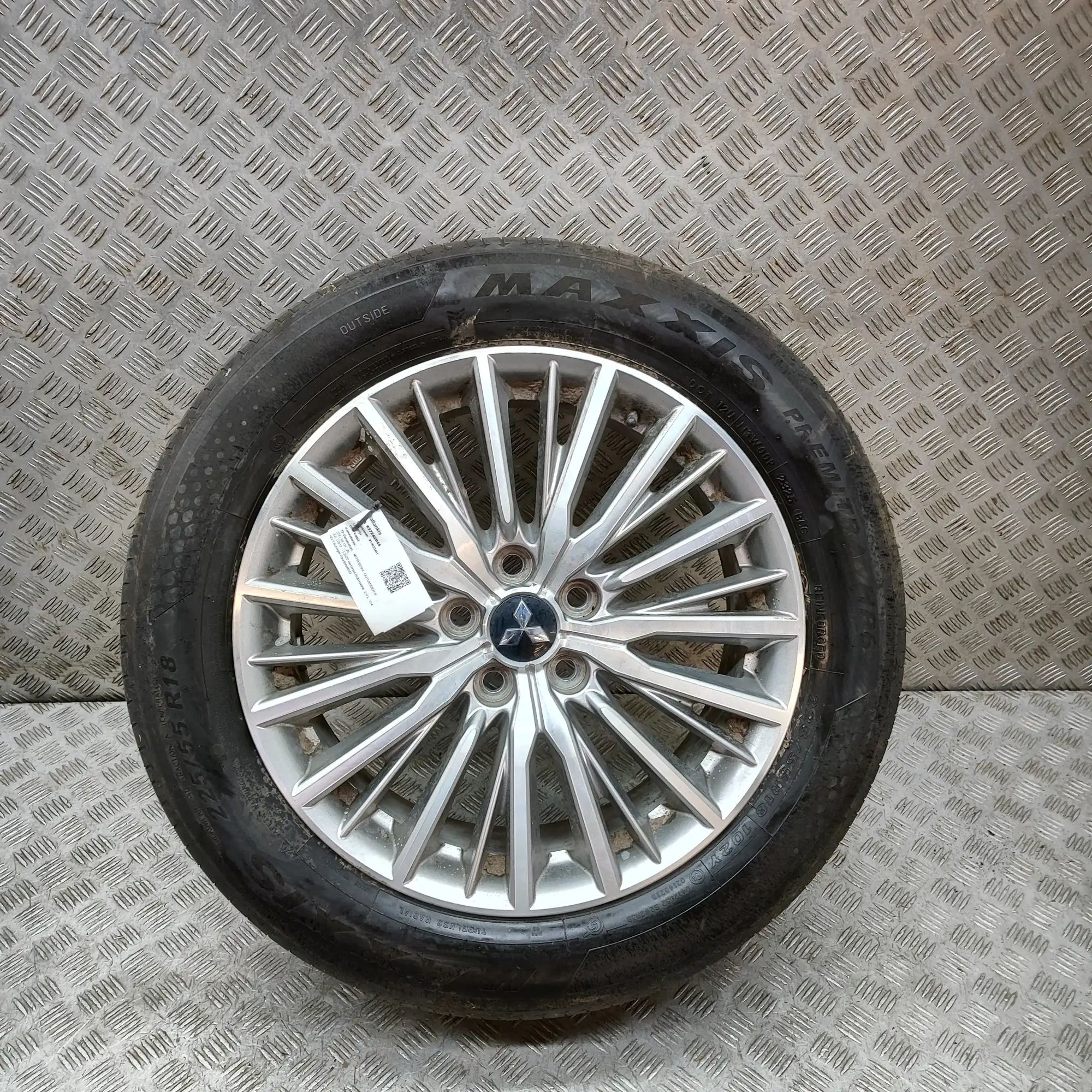 Mitsubishi Outlander Alloy Wheel Alloy wheel — MITSUBISHI OUTLANDER (III GG_W, G...