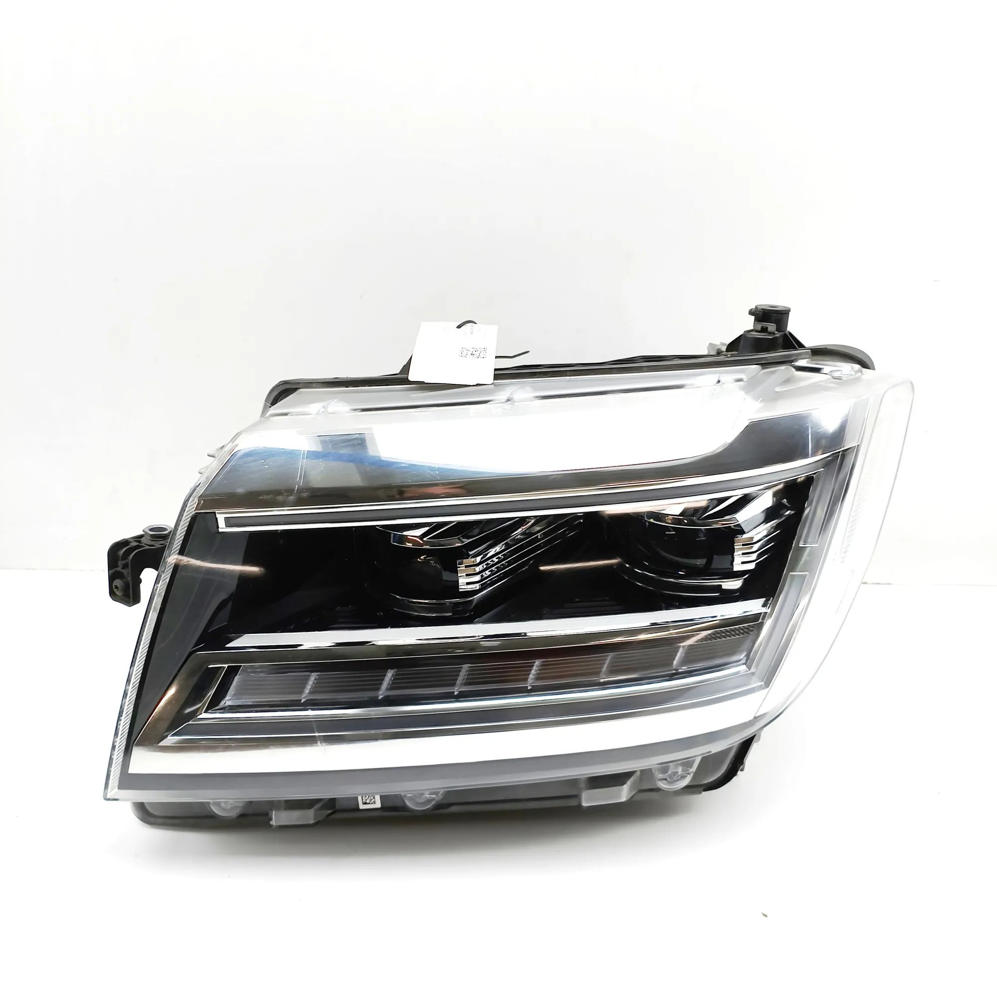 Volkswagen Crafter Front Left Headlight Front Left Headlight — VW CRAFTER (Van SY_) (20...