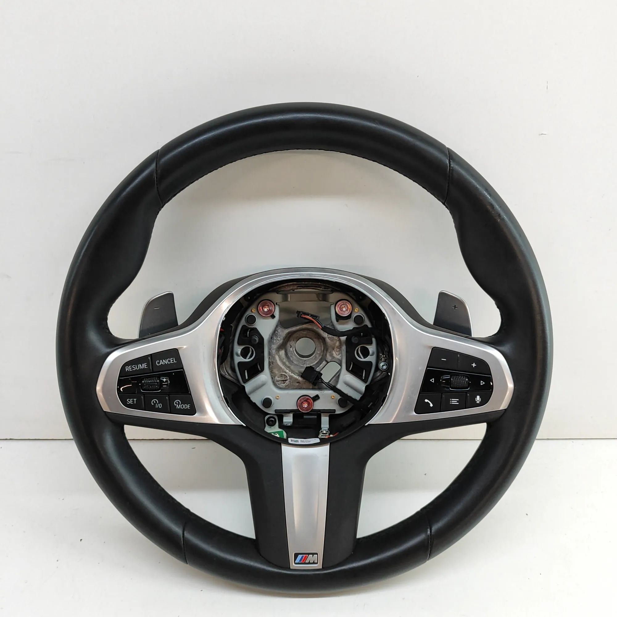 BMW X7 (G07) steering wheel