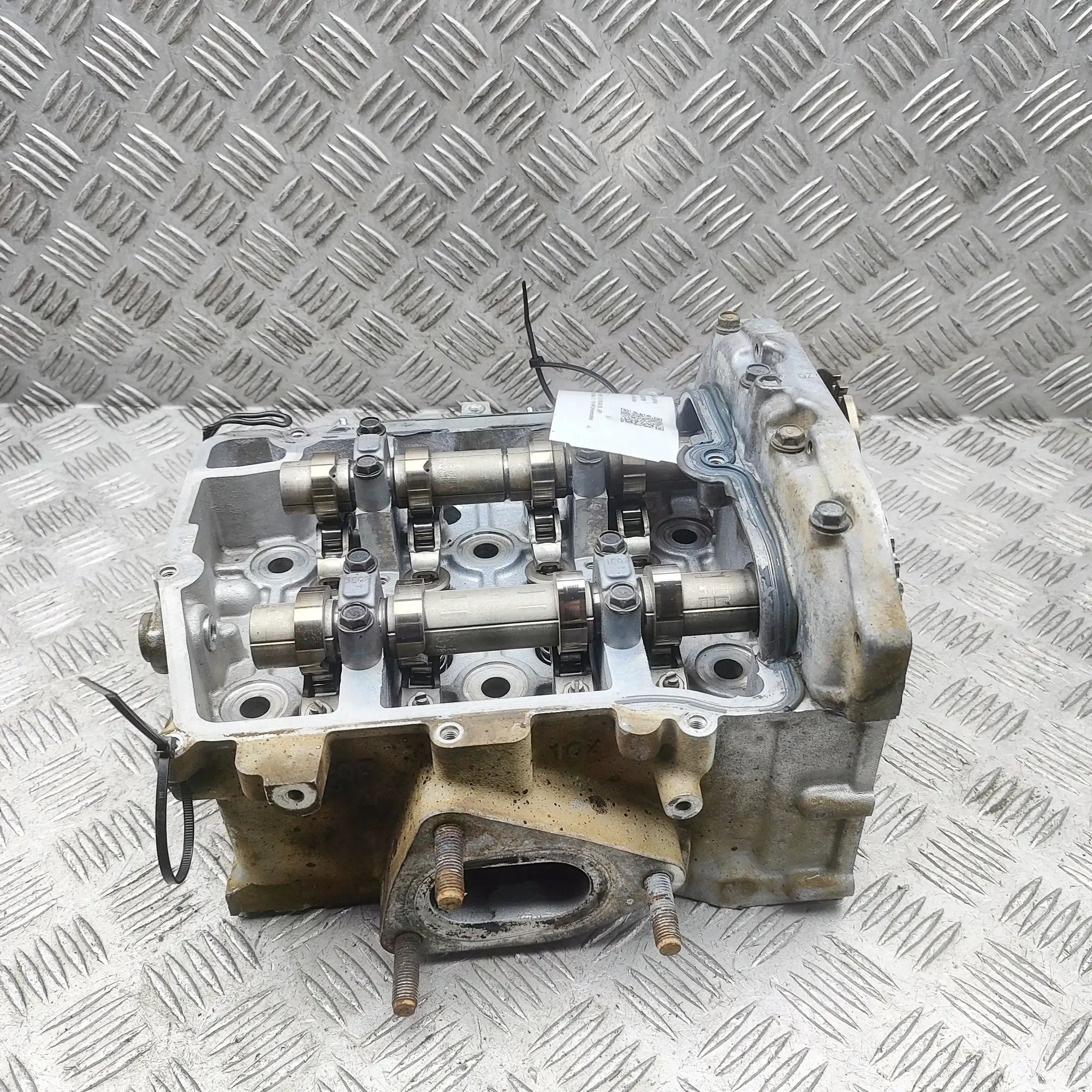 Subaru Outback Right Side Engine Head