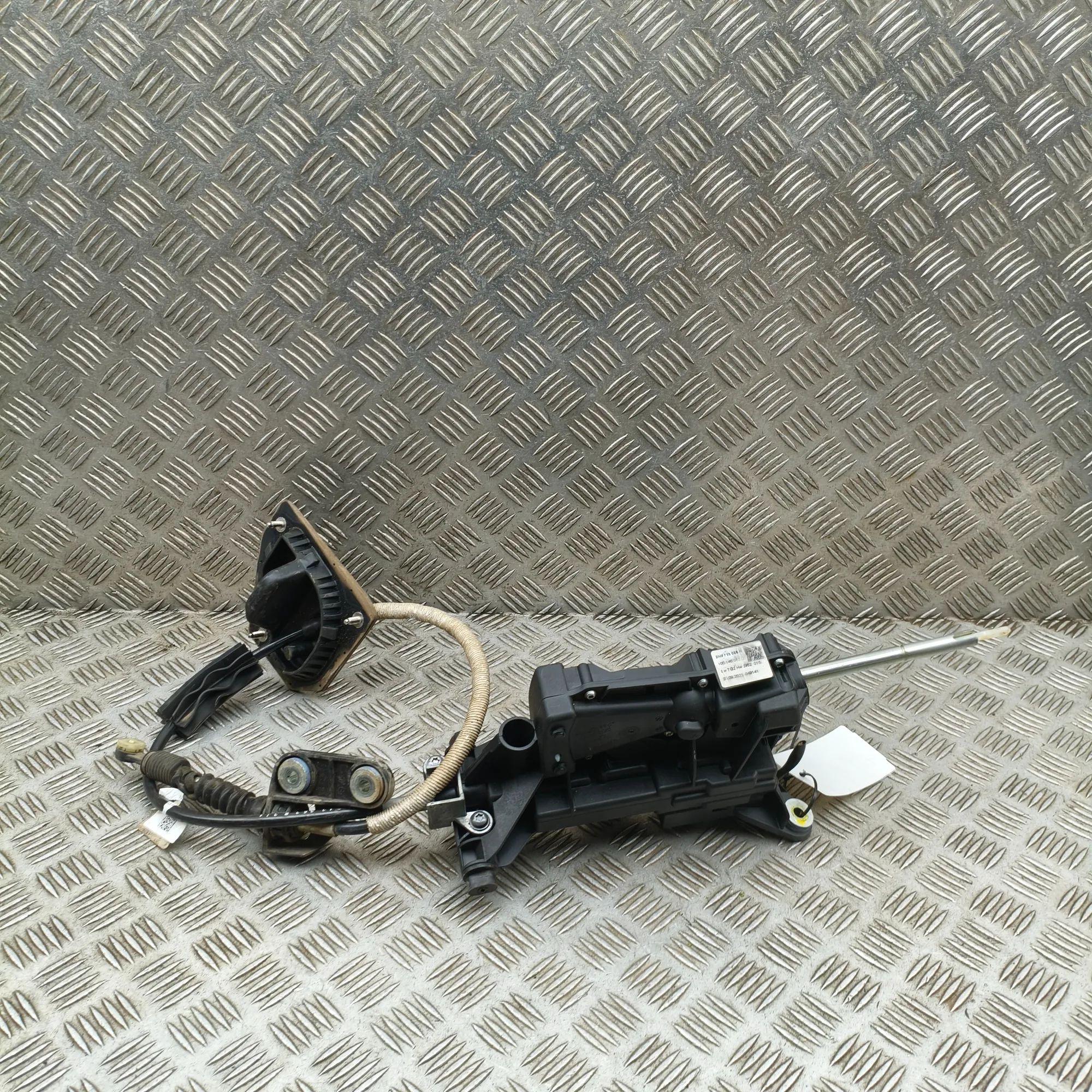 Volkswagen Crafter Gear Shifting Mechanism Gear Shifting Mechanism — VW CRAFTER (Van SY_) ...