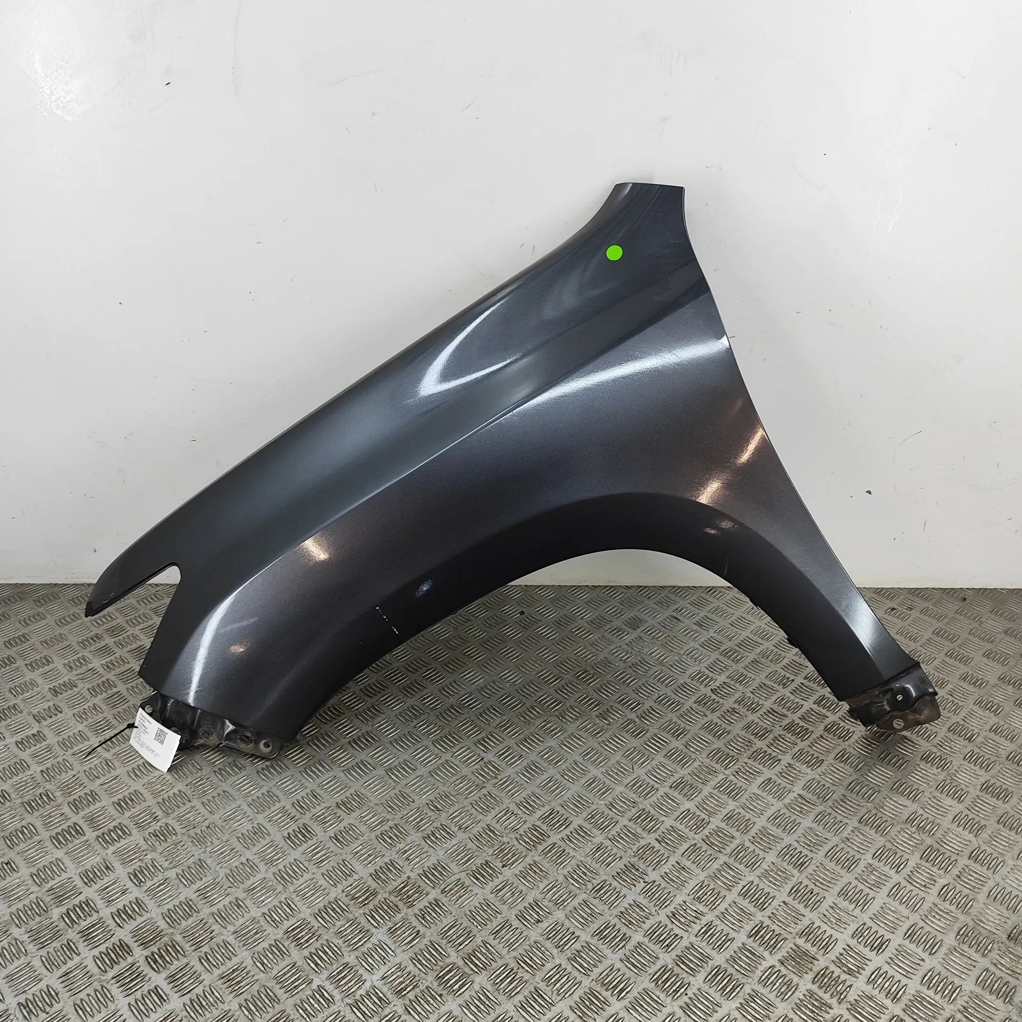 Toyota Land Cruiser 150 Front Left Fender Front Left Fender — TOYOTA LAND CRUISER (_J15_)...
