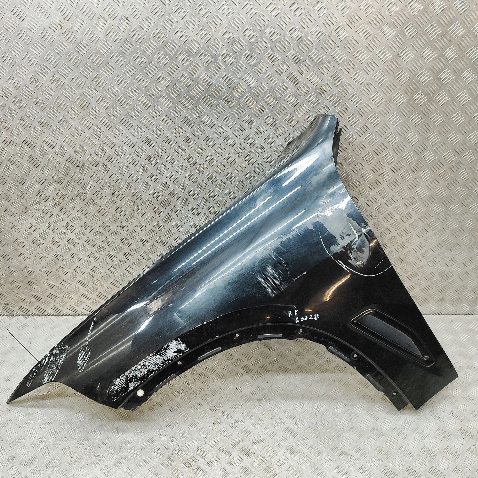 BMW X5 (G05) Front Left Fender