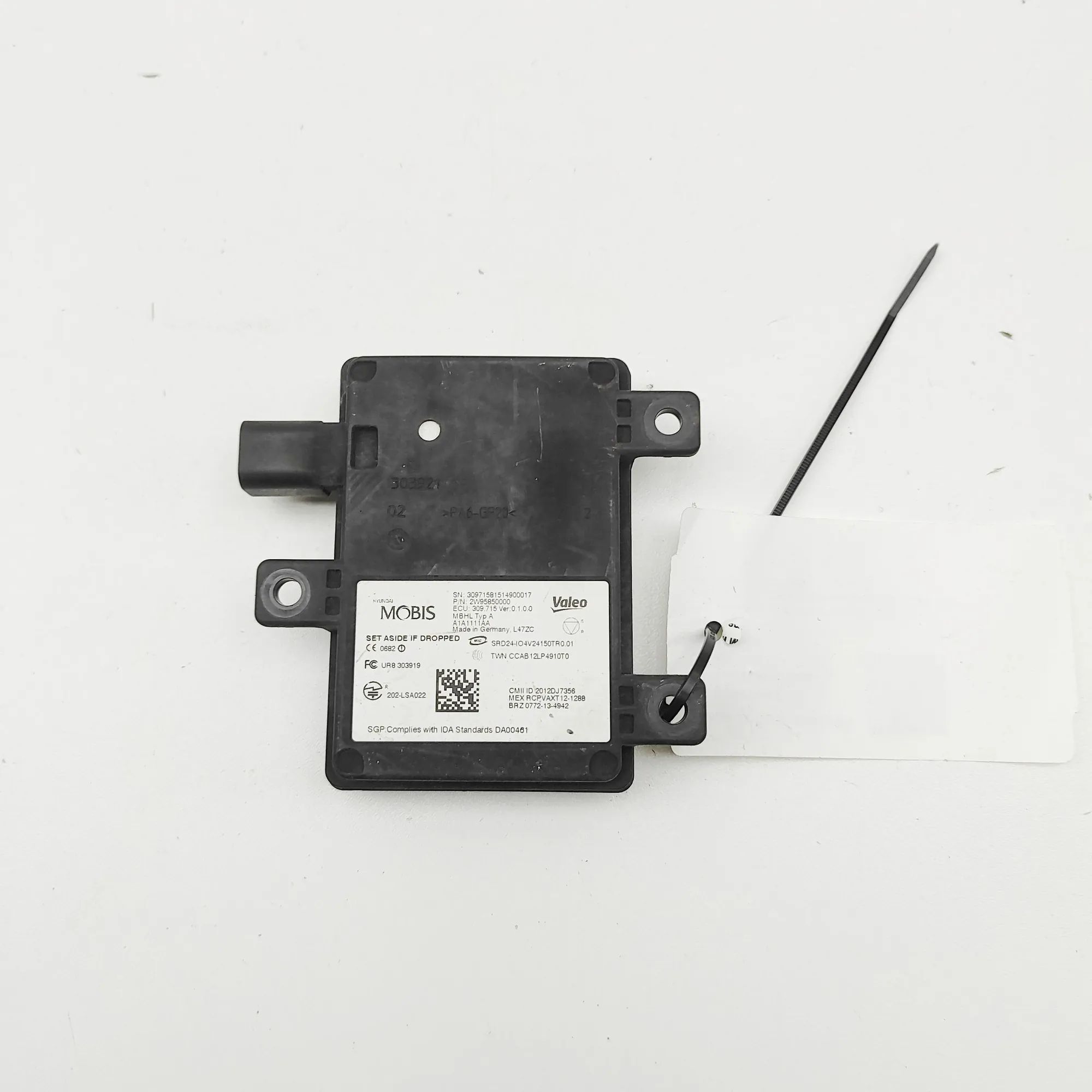Hyundai Santa Fe Blind Spot Control Module Blind Spot Control Module — HYUNDAI SANTA (FÉ I...