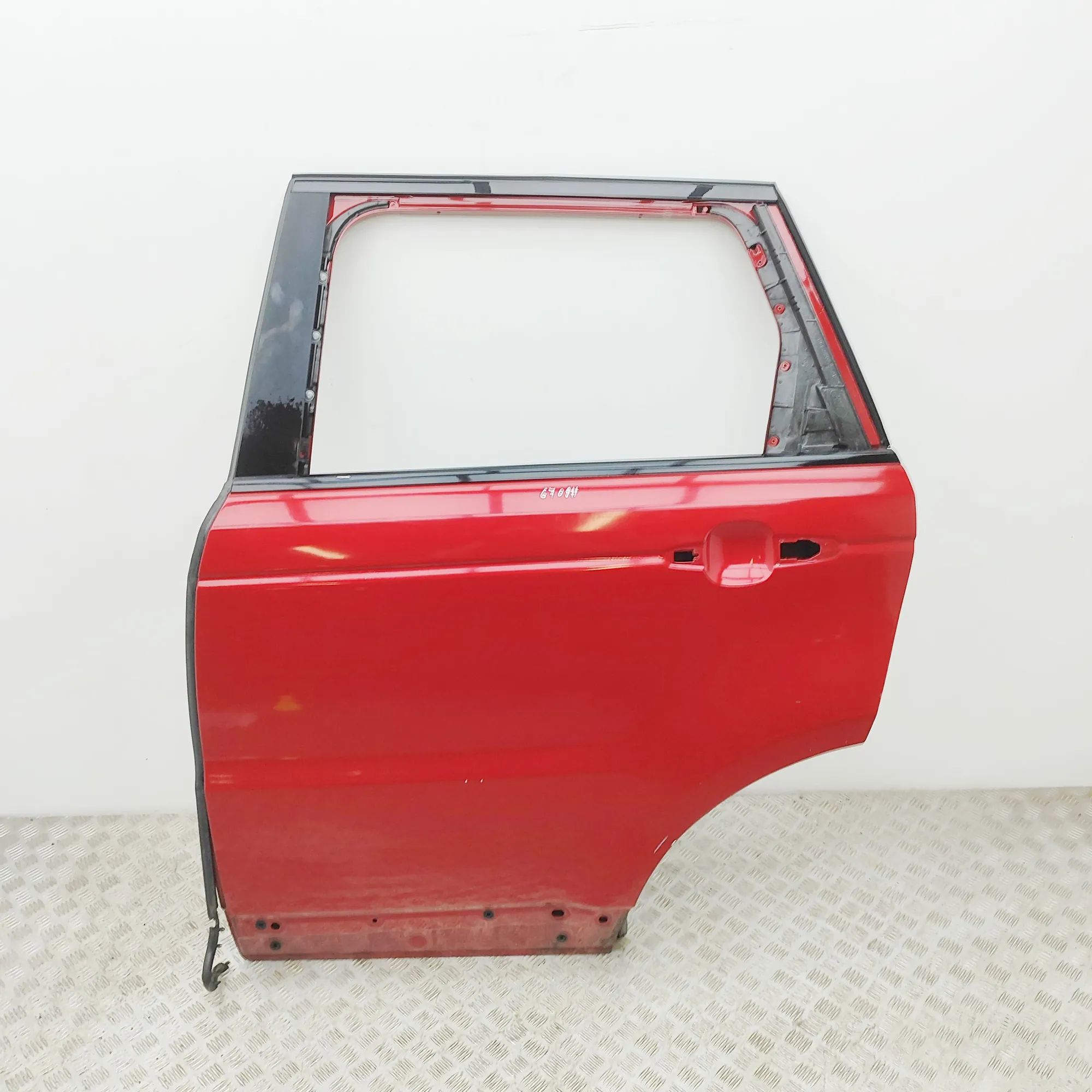 Land Rover Range Rover Sport (L494) Door — rear left Door — rear left — LAND ROVER RANGE ROVER SPORT...