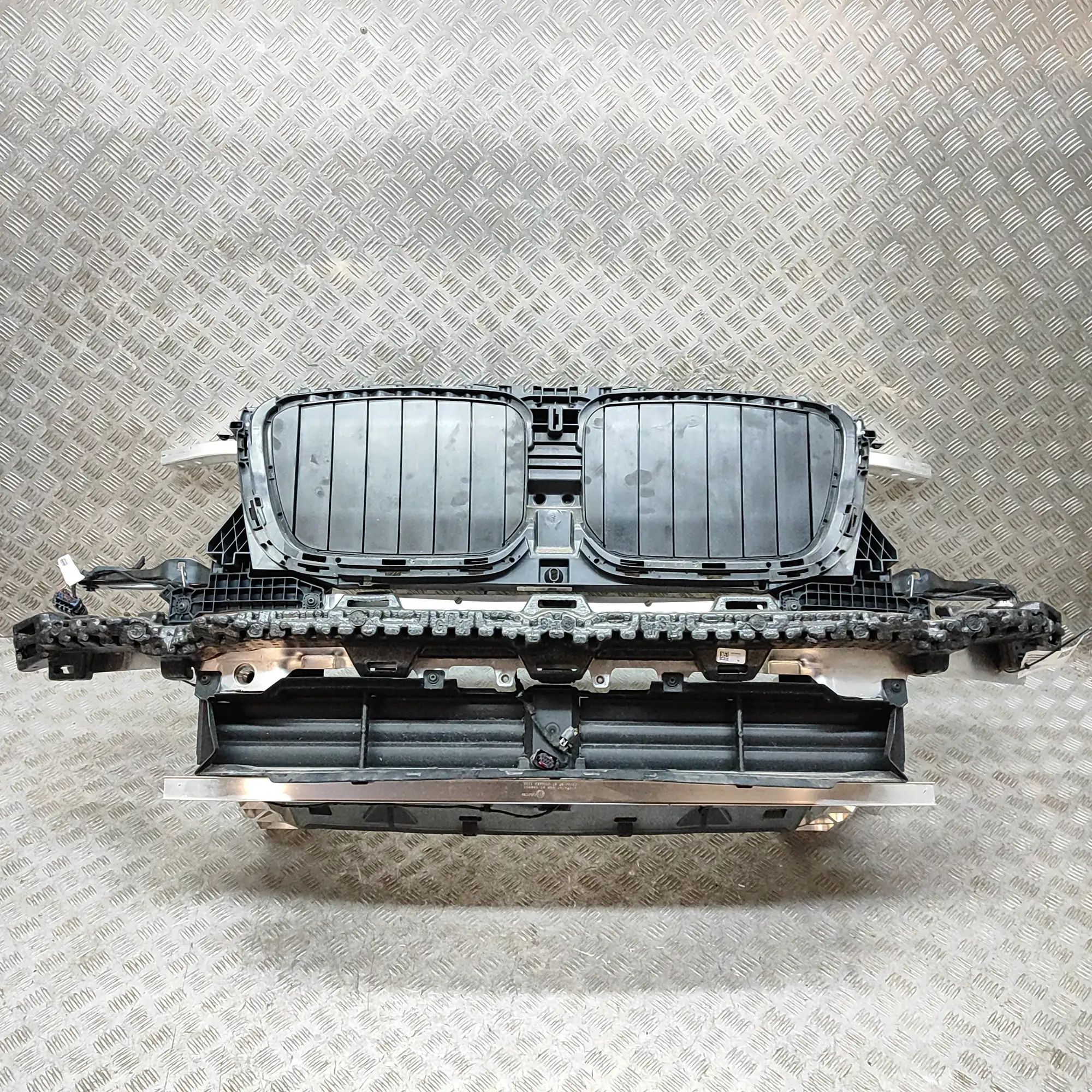 BMW X3 / iX3 (G01) Slam Panel Frame Kit