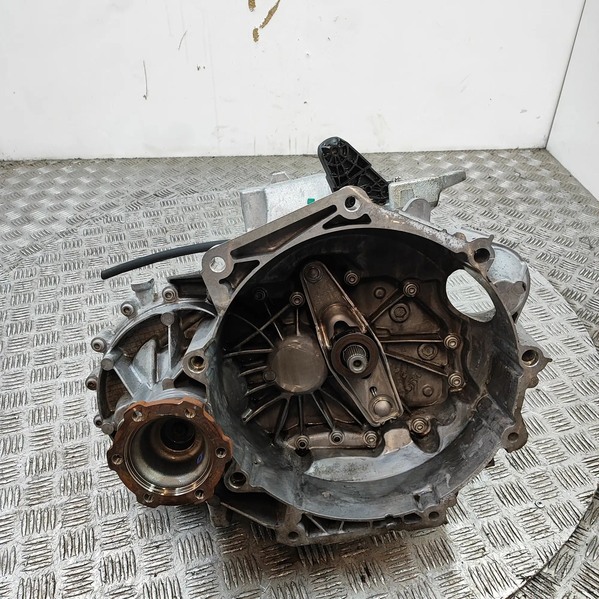 Seat Arona Gearbox Gearbox — SEAT ARONA (KJ7) (2017-...) — USN,0AJ...