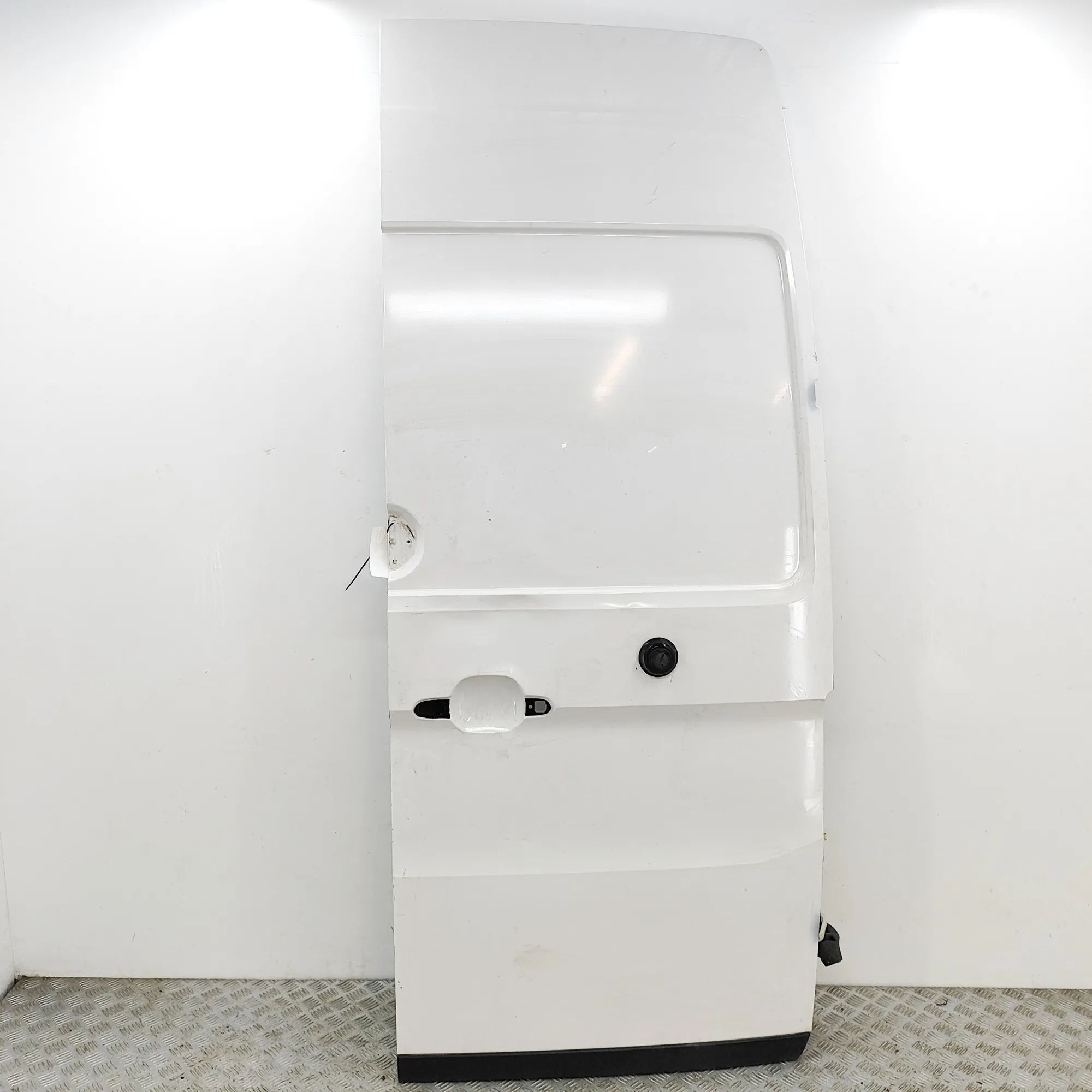 Volkswagen Crafter Door — rear right Door — rear right — VW CRAFTER (Van SY_) (2016-...