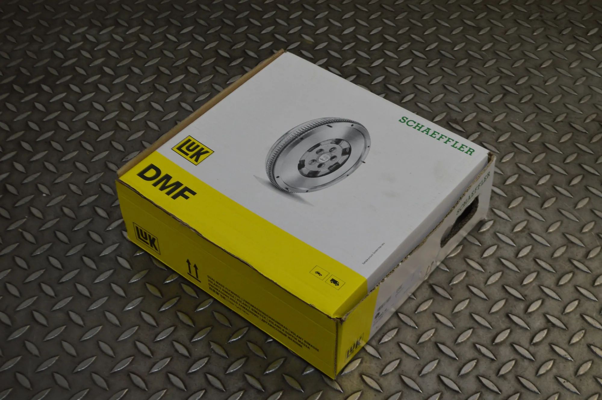 Audi A3 (8L) hooratas Flywheel — AUDI A3 (8P1) (2003-2012) — 41505831...