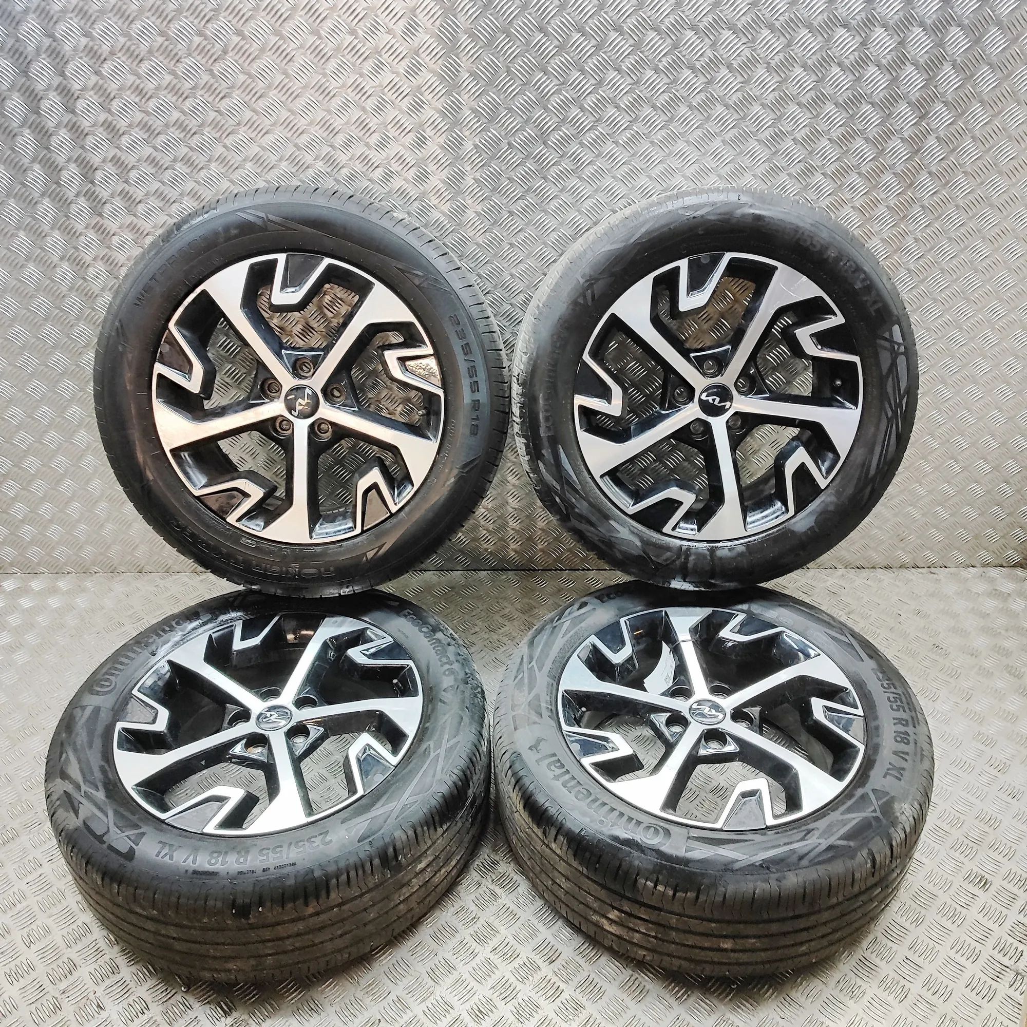 Kia Sportage Alloy Wheel Set Alloy wheel set — KIA SPORTAGE (V NQ5) (2021-.....