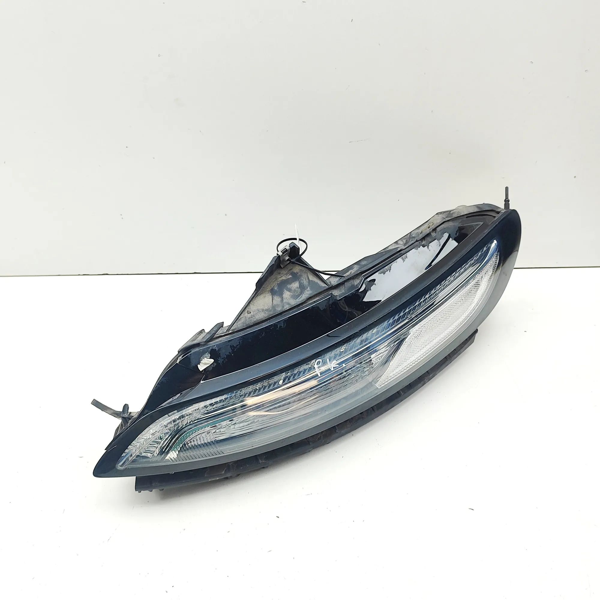 Jeep Cherokee (KL) Front Left Additional Light Front Left Additional Light — JEEP CHEROKEE (KL...