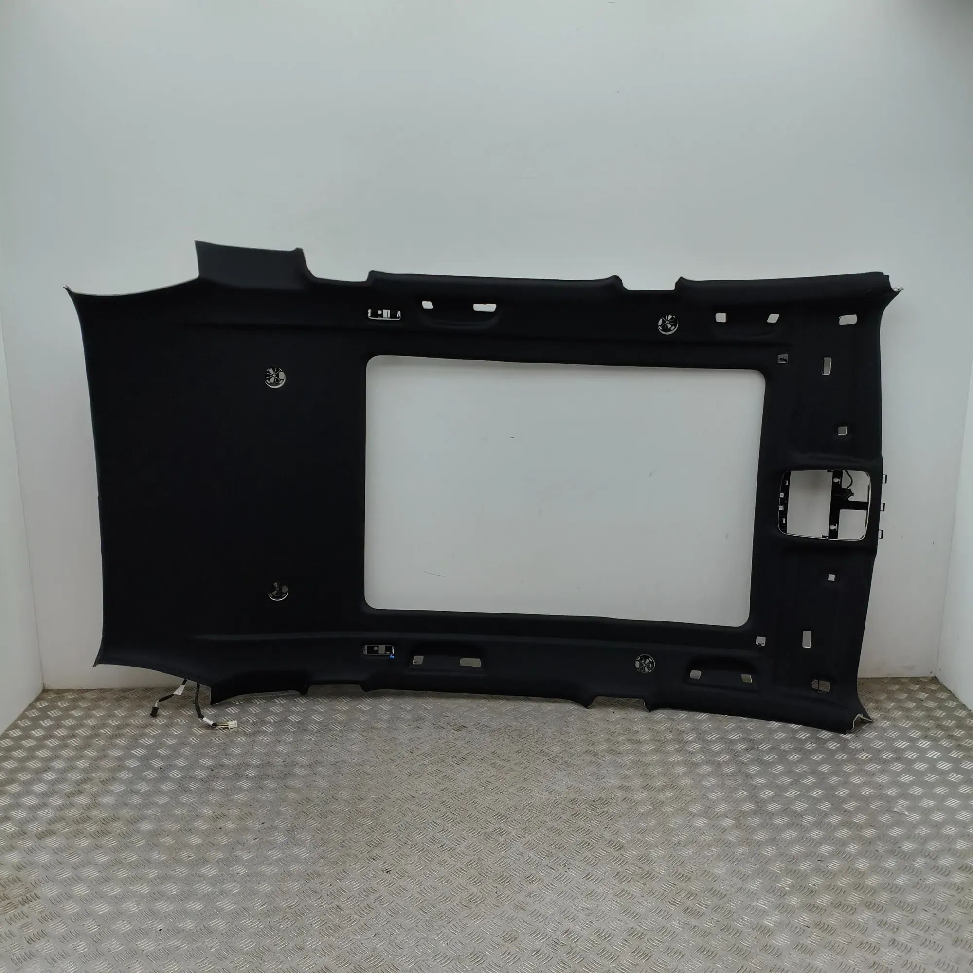 BMW X5 (G05) Roof Headliner Roof Headliner — BMW X5 (G05) (2018-...) — 5A70...