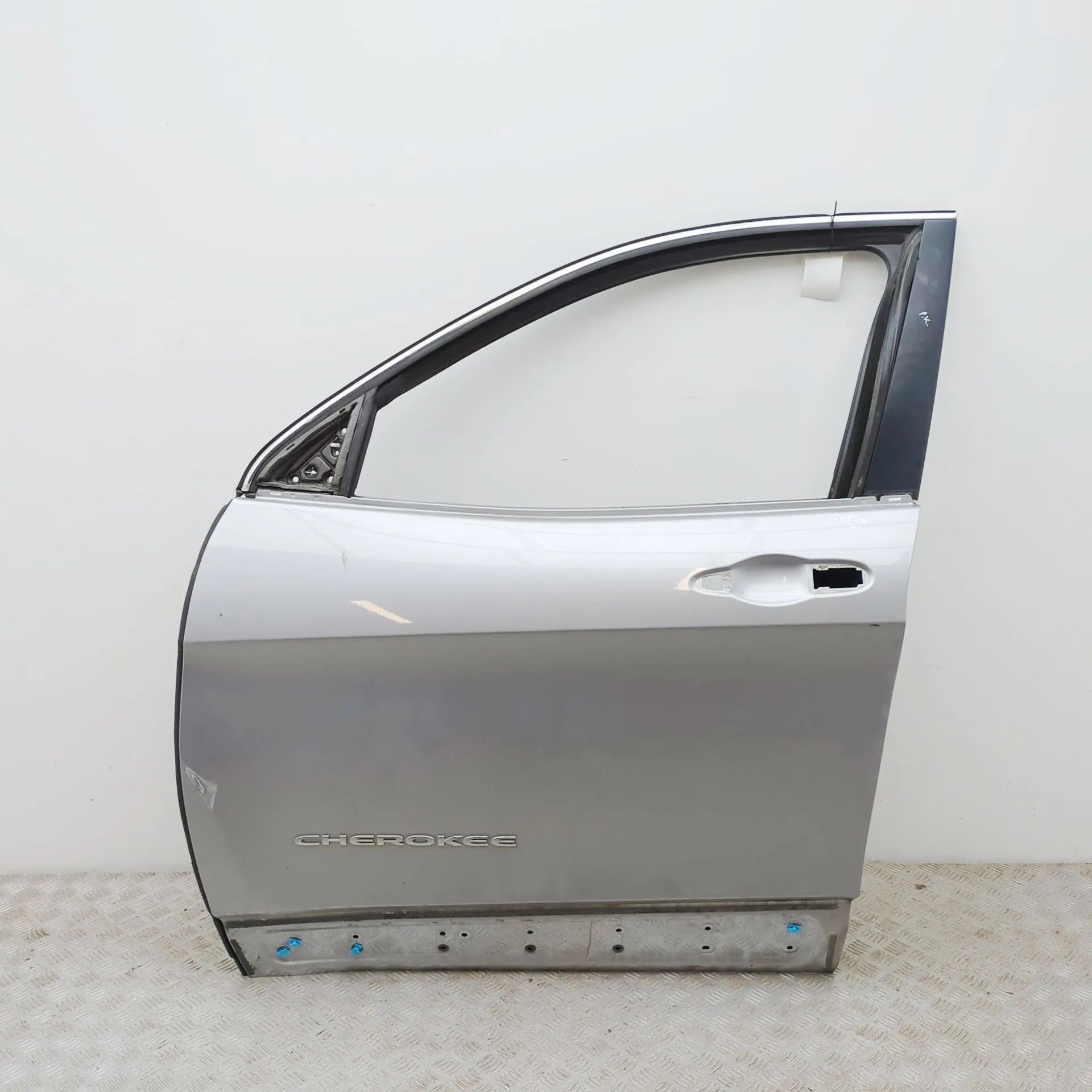 Jeep Cherokee (KL) Door — front left Door — front left — JEEP CHEROKEE (KL) (2013-PR...