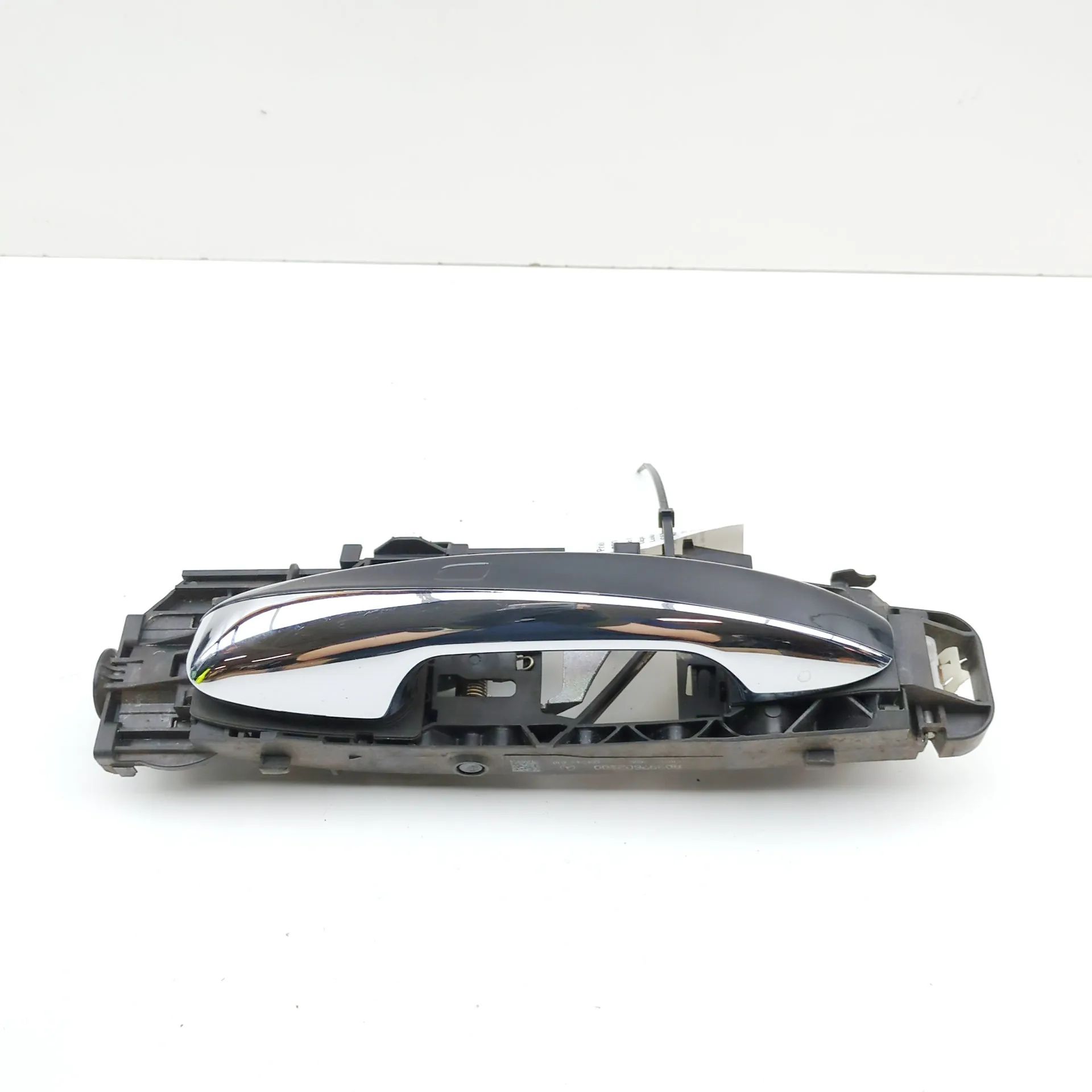 Mercedes-Benz A (W176) Front Left Door Speaker Front Left Door Speaker — MERCEDES BENZ E-CLASS...