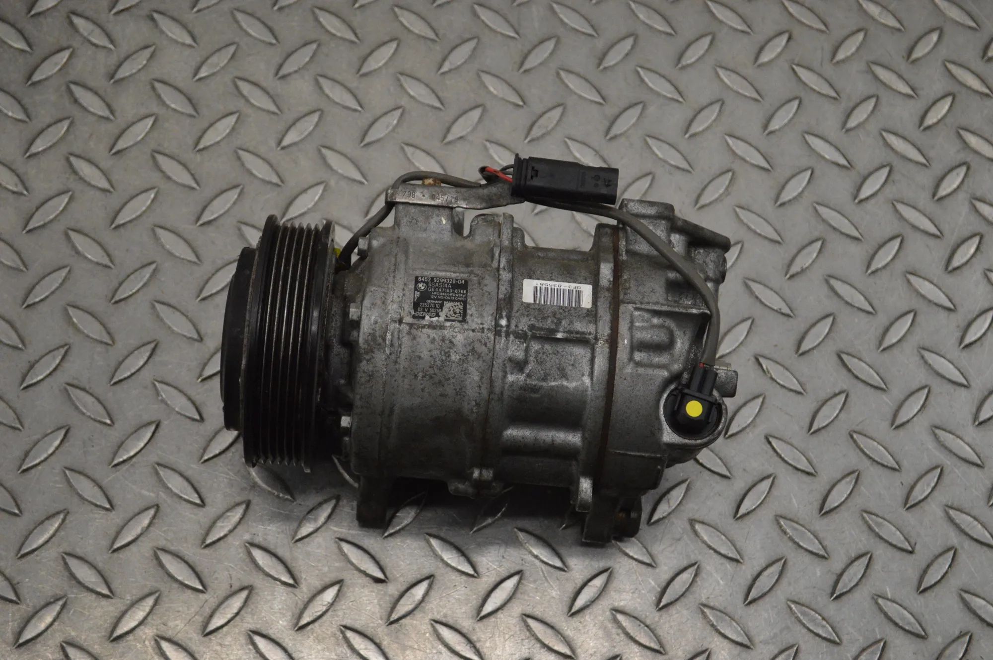 BMW 4 (F32 / F33 / F36) Air-conditioning compressor