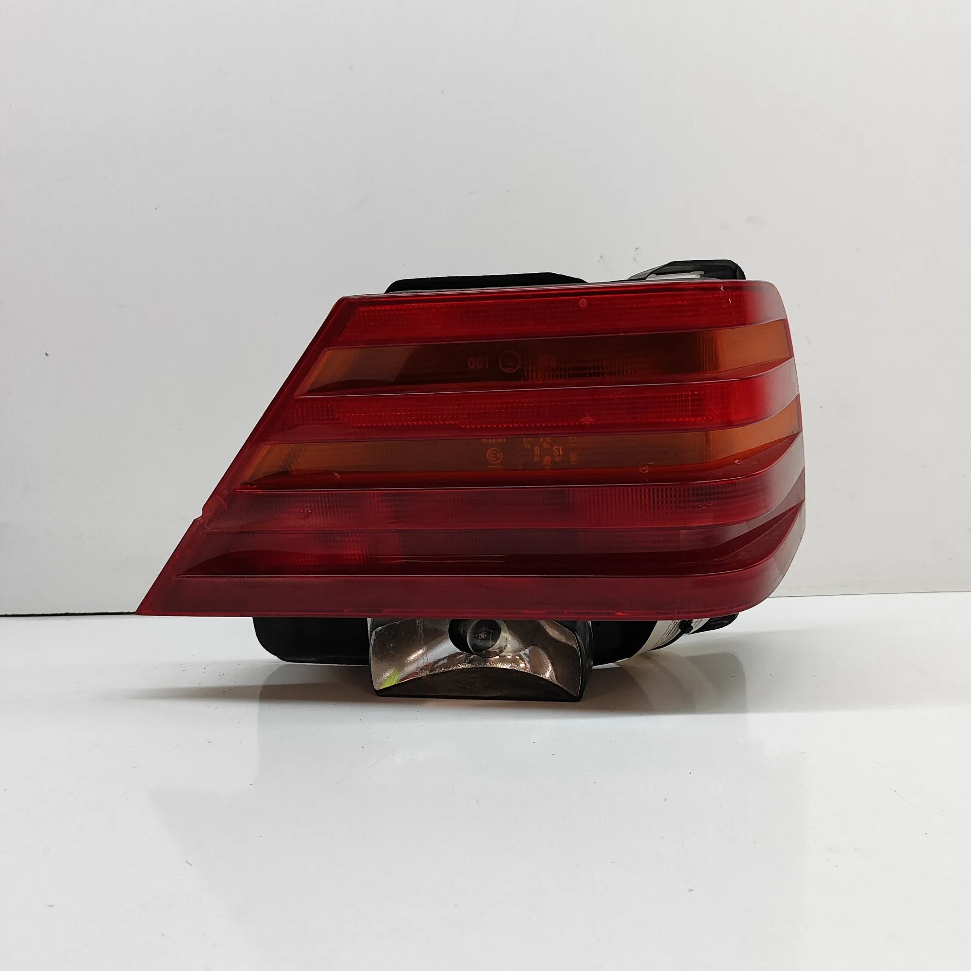 Mercedes-Benz 200 - 500 / E (W124) Rear Right Tail Light Rear Right Tail Light — MERCEDES BENZ S-CLASS (...
