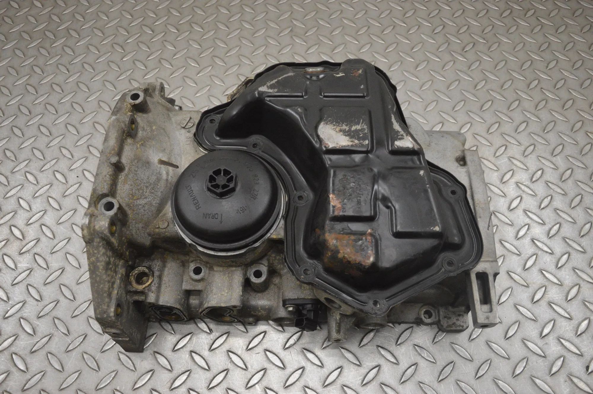 Renault Megane Oil sump Oil sump — RENAULT MEGANE III Coupe DZ0/1_ (200...