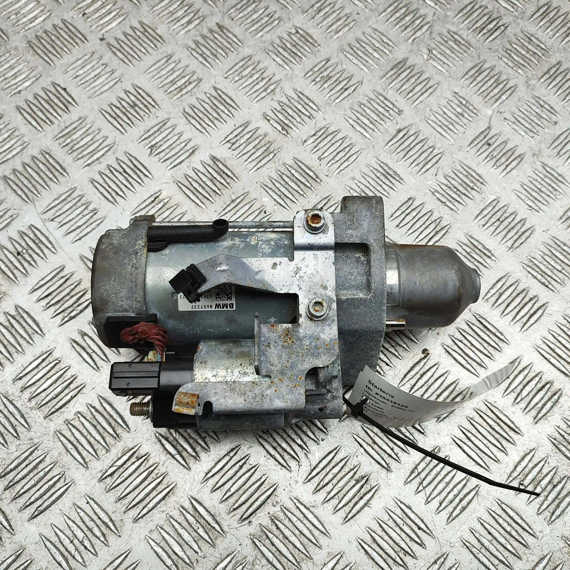 BMW 7 (G11 / G12) Starter Motor Starter motor — BMW 7 G11, G12 (2014-2022) — 86...