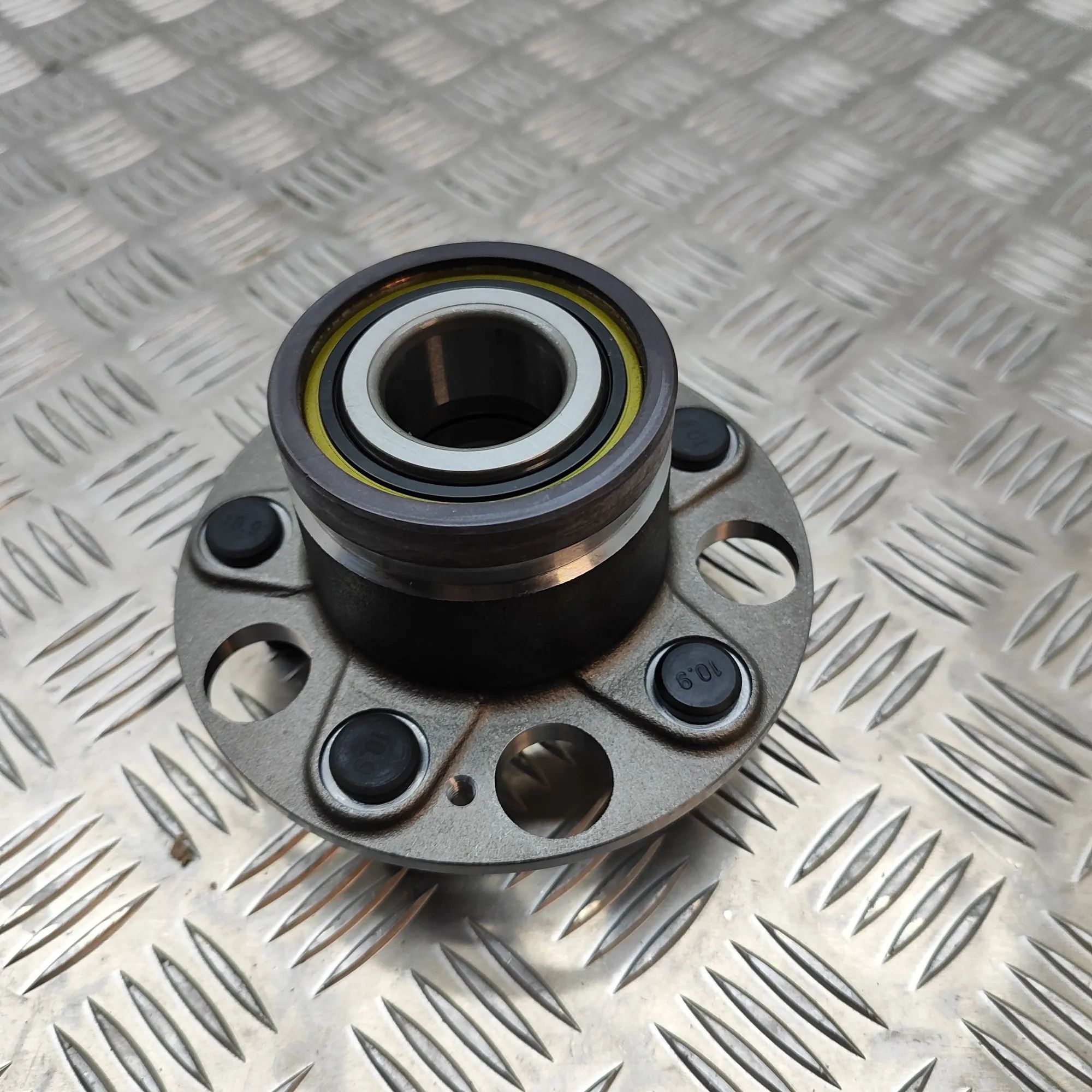 Honda Accord (USA) Rear Left Wheel Bearing Rear Left Wheel Bearing — HONDA ACCORD VII CL, ...