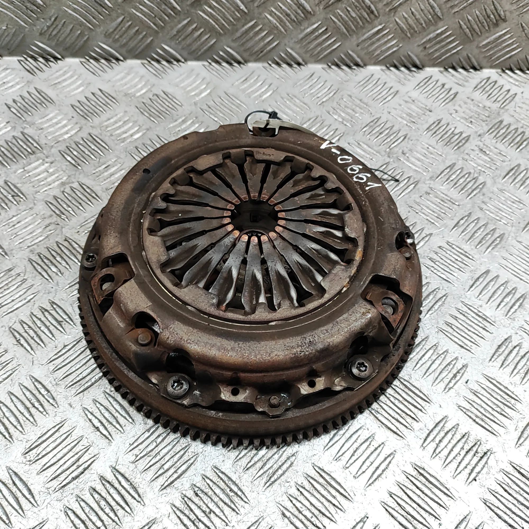 Peugeot 207 kytkinsarja Clutch kit — PEUGEOT 207 CC WD_ (2007-2015) — 9...