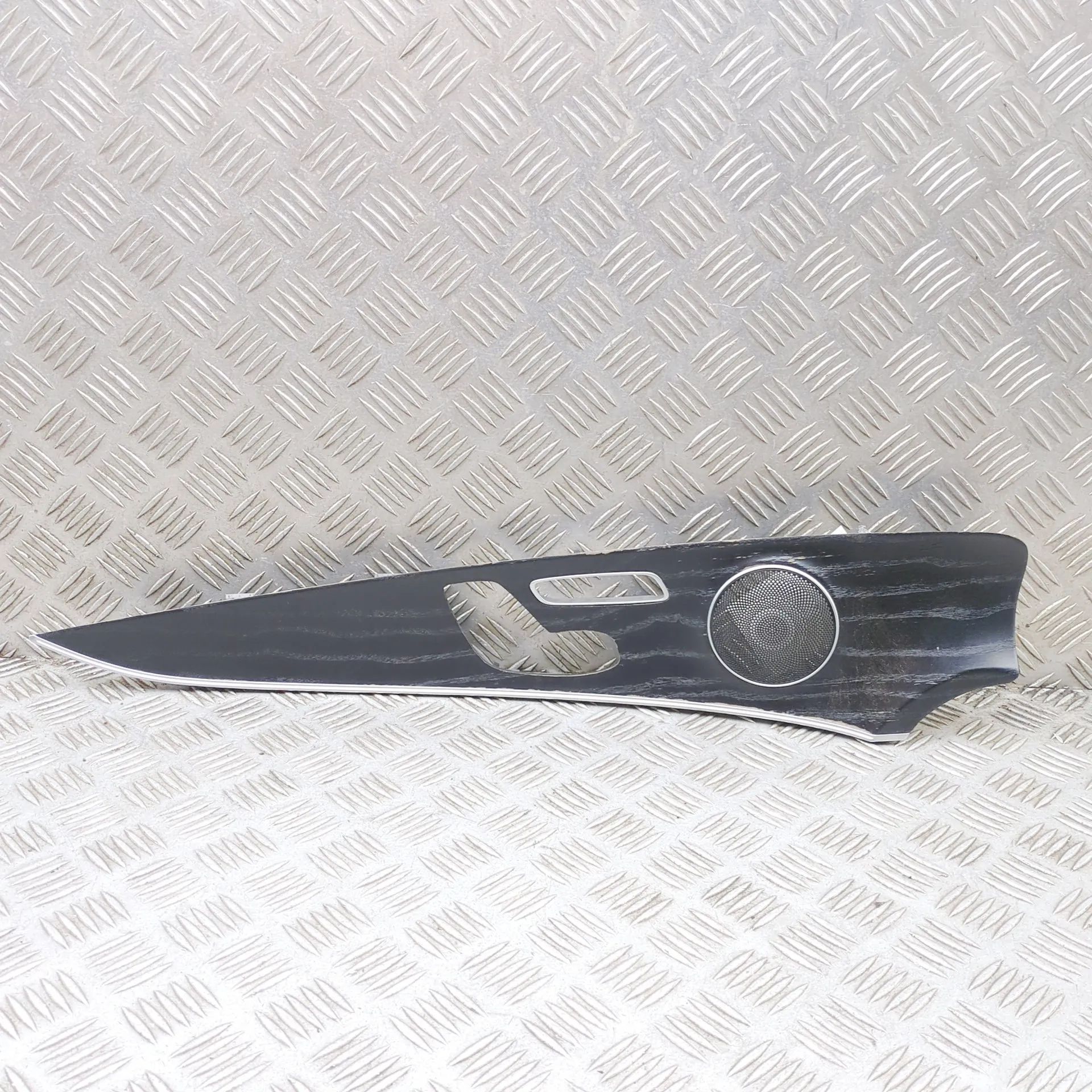 Mercedes-Benz A (W176) Door panel trim — front left Door panel trim — front left — MERCEDES BENZ E-...