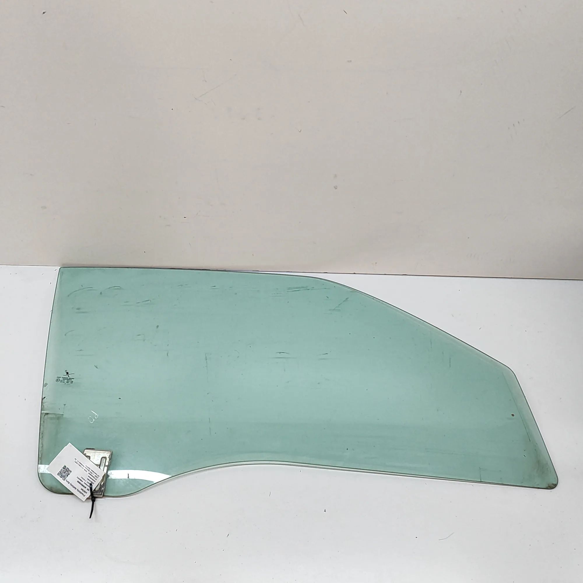 Saab 9-3 Front Right Door Window Front Right Door Window — SAAB 9-3 Cabrio YS3F ...