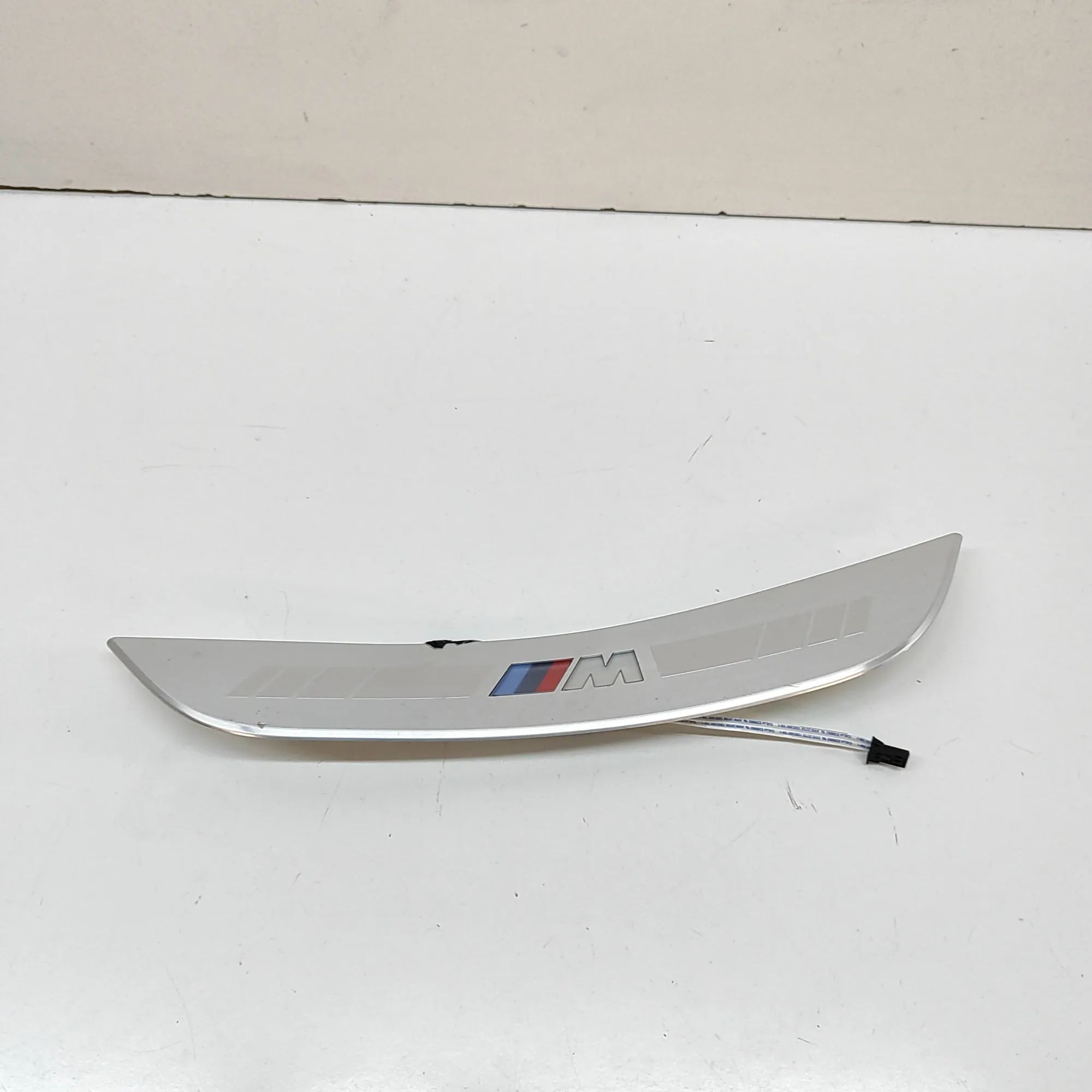 BMW 8 (G15) Sill trim — rear left Sill trim — rear left — BMW 8 Gran Coupe G16, F...