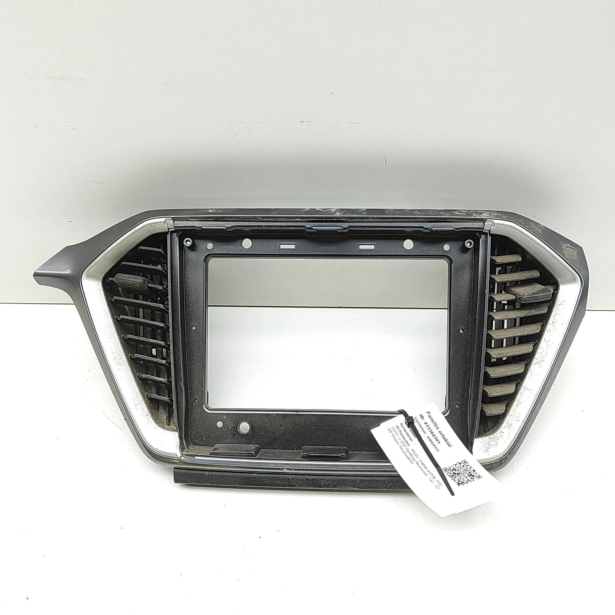 Isuzu  D-Max Audio unit trim Audio unit trim — ISUZU D-MAX II TFR, TFS (2012...