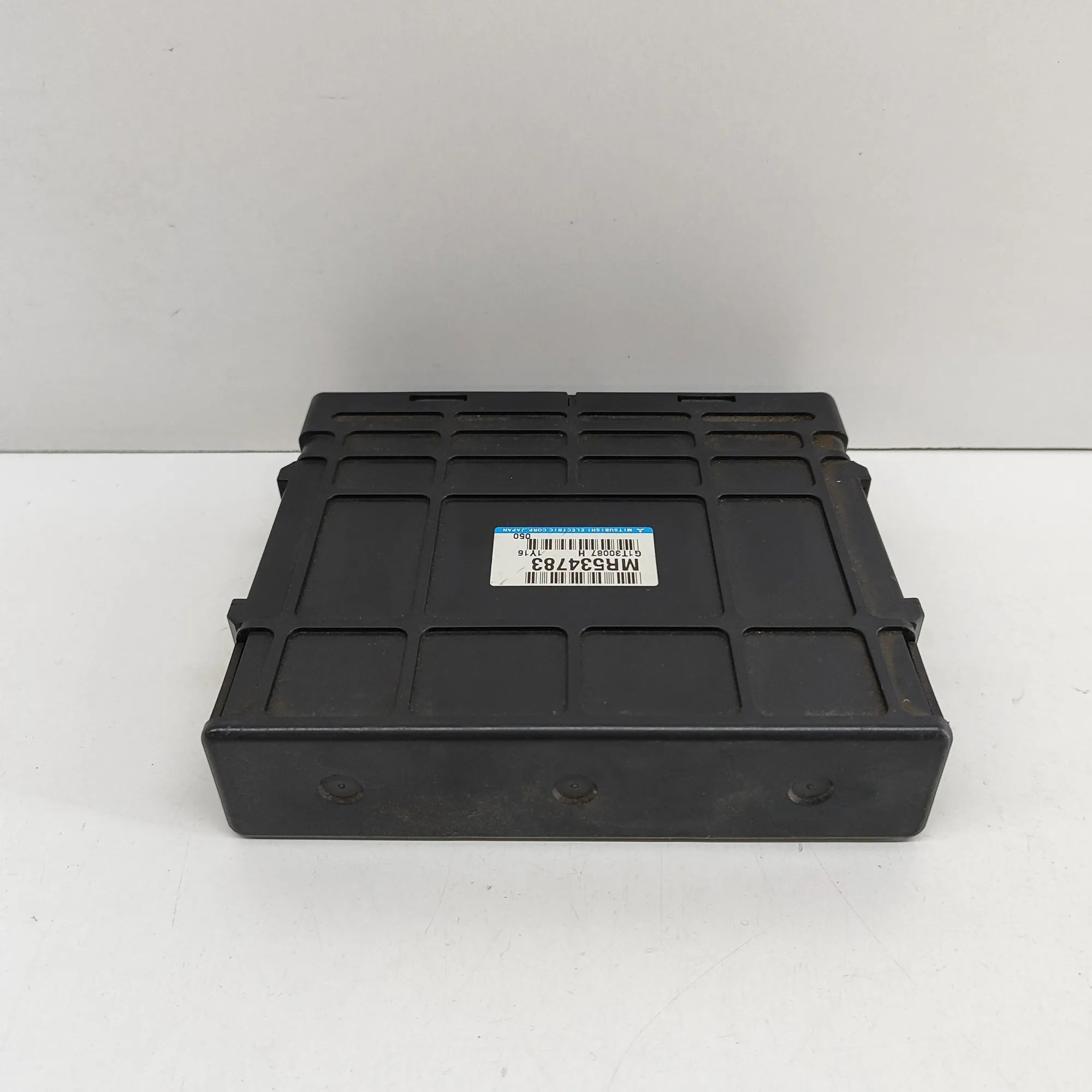 Mitsubishi Galant Gearbox Control Unit Gearbox control unit — MITSUBISHI GALANT VI EA_...