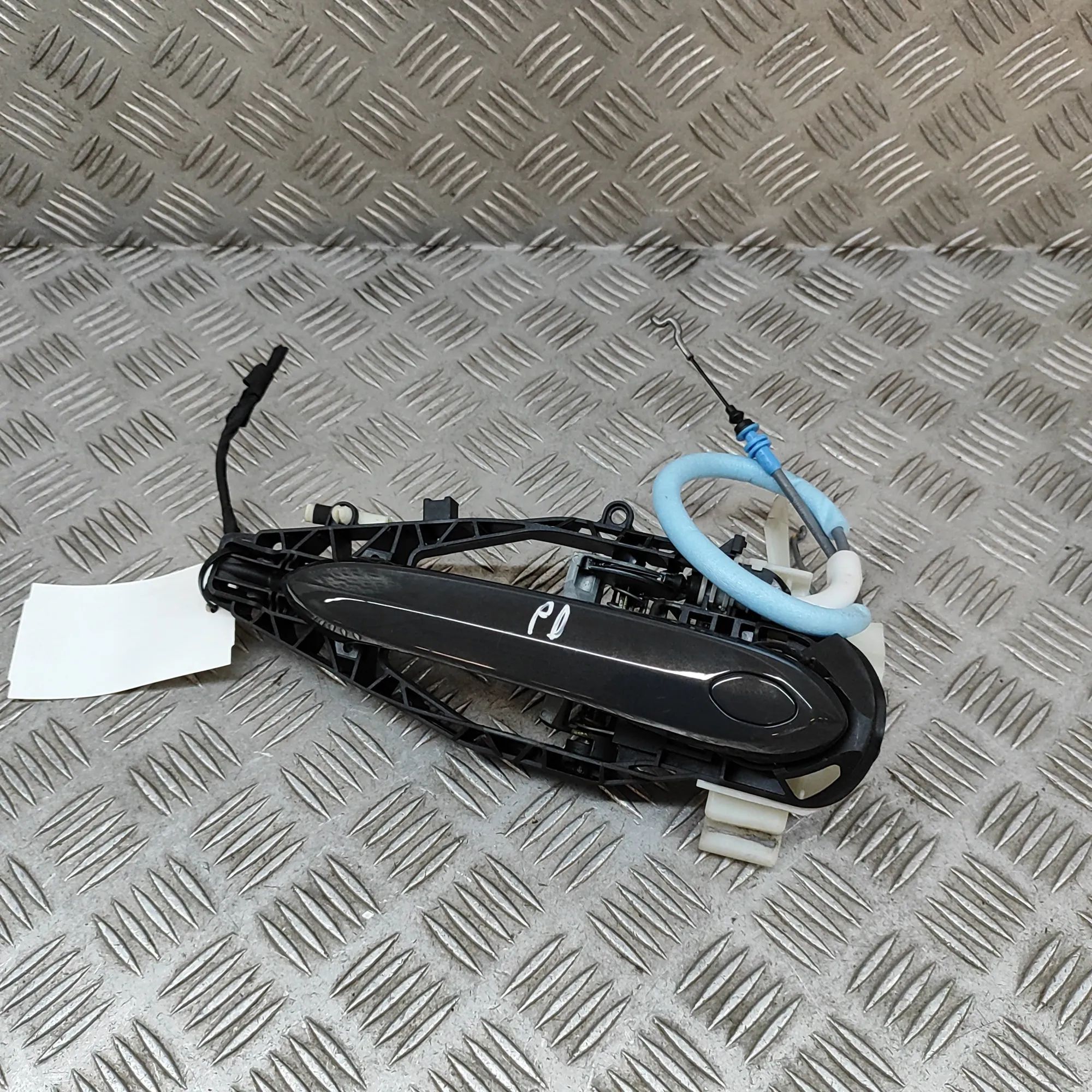 BMW 8 (G15) Front Right Door Exterior Handle Front Right Door Exterior Handle — BMW 8 Gran C...