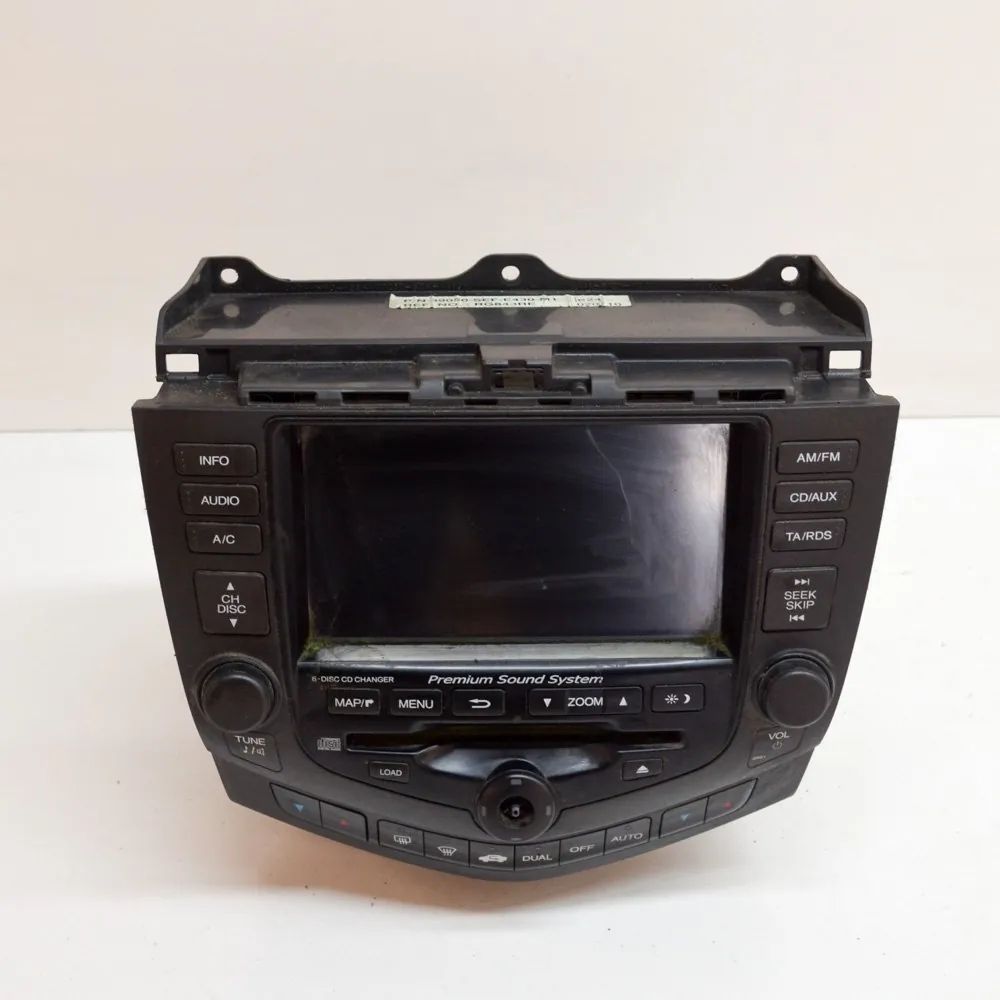 Honda Accord (USA) Radio / CD / navigation head unit Radio / CD / navigation head unit — HONDA ACCOR...