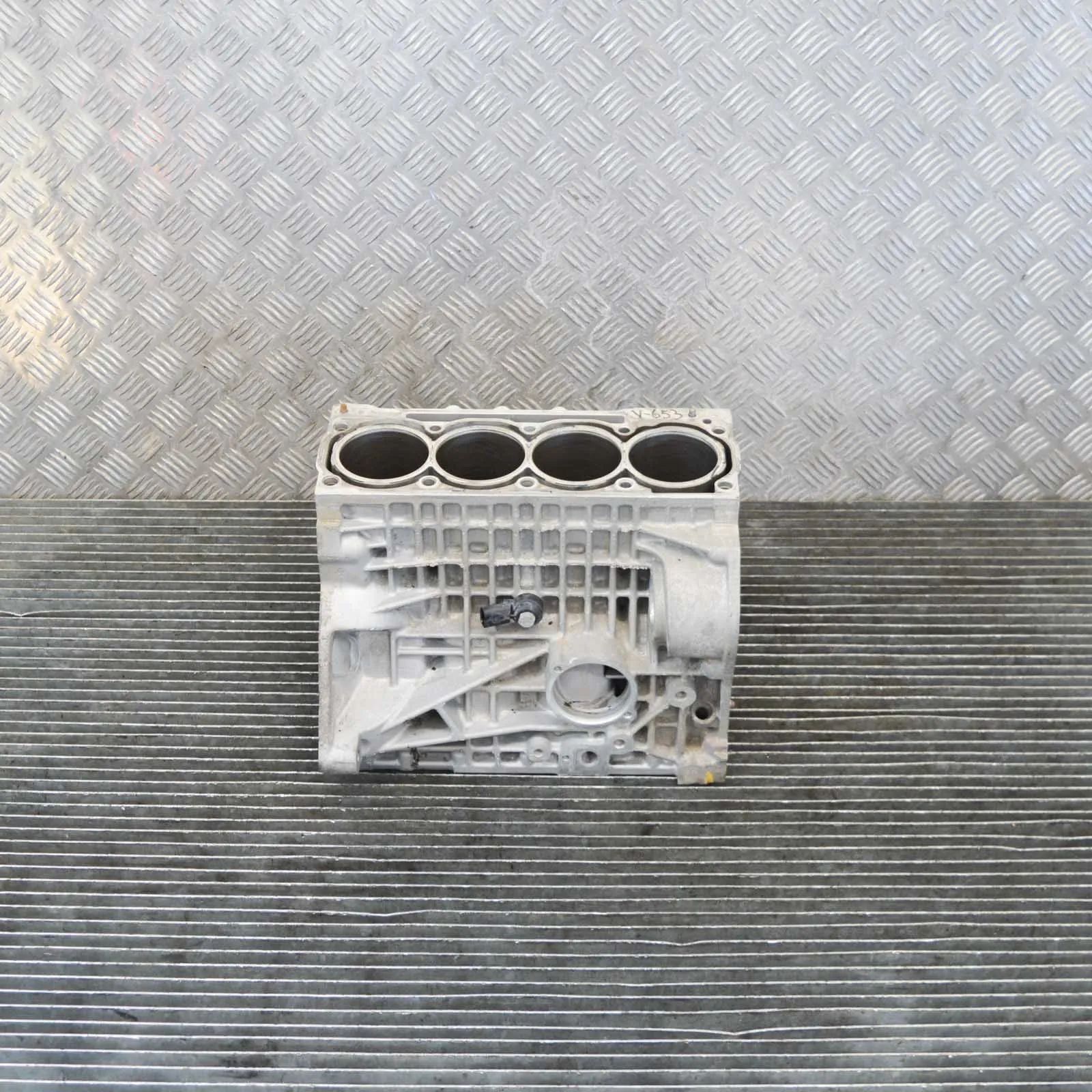 Seat Ibiza engine block Engine Block — SEAT IBIZA III 6L1 (2002-2009) —...