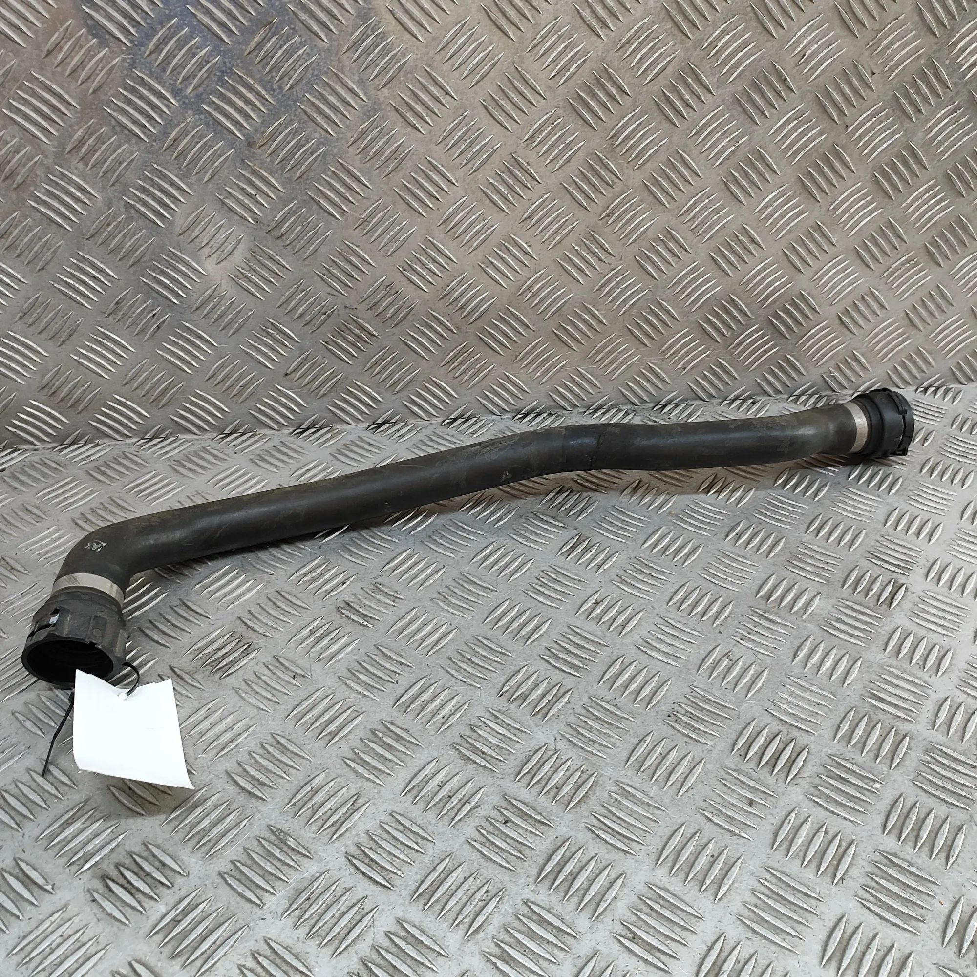 BMW 8 (G15) Jäähdytysnesteletku Coolant hose — BMW 8 Gran Coupe G16, F93 (2019-...