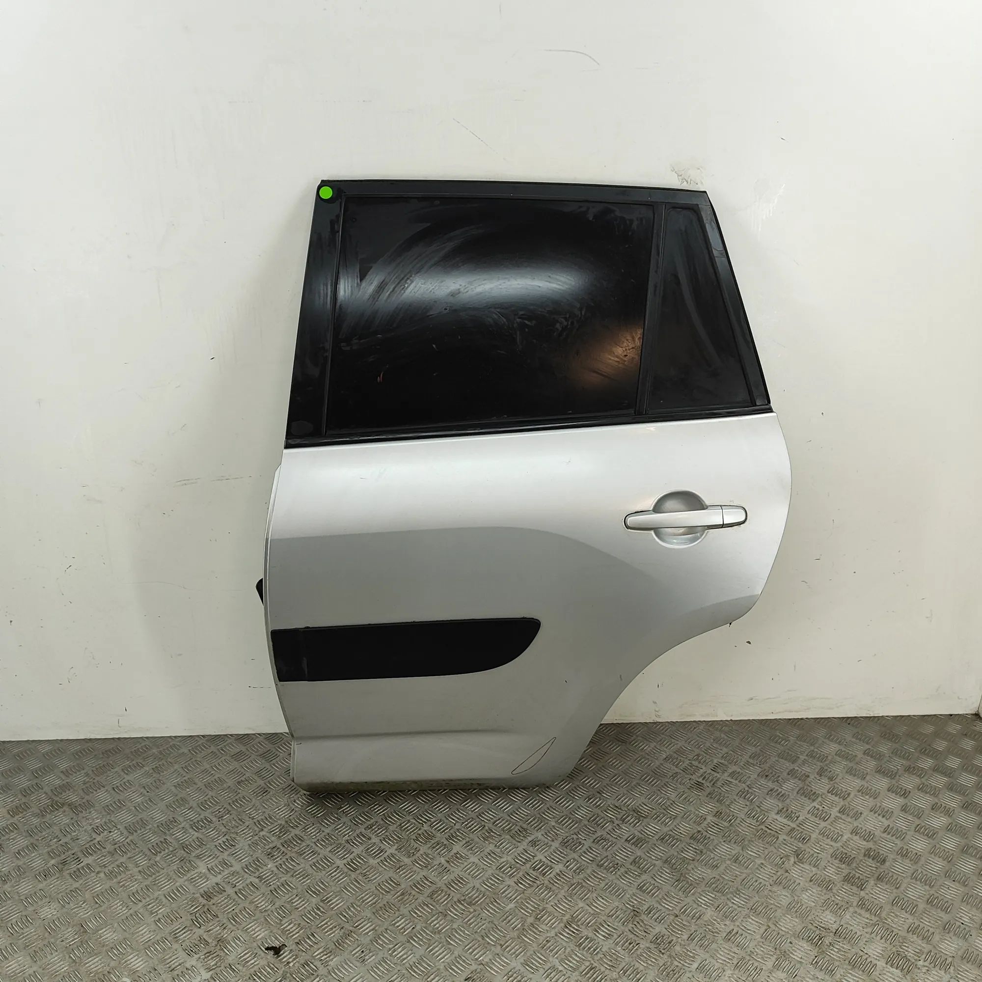 Toyota RAV4 (XA30) Door — rear left Door — rear left — TOYOTA RAV 4 III _A3_ (2005-...