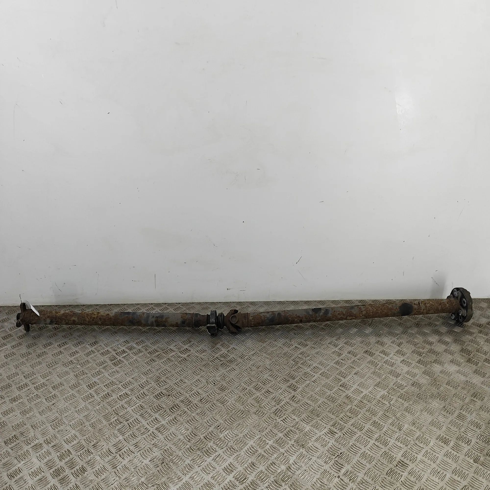 Mercedes-Benz 200 - 500 / E (W124) Propshaft Propshaft — MERCEDES BENZ S-CLASS (W140) (1991-...