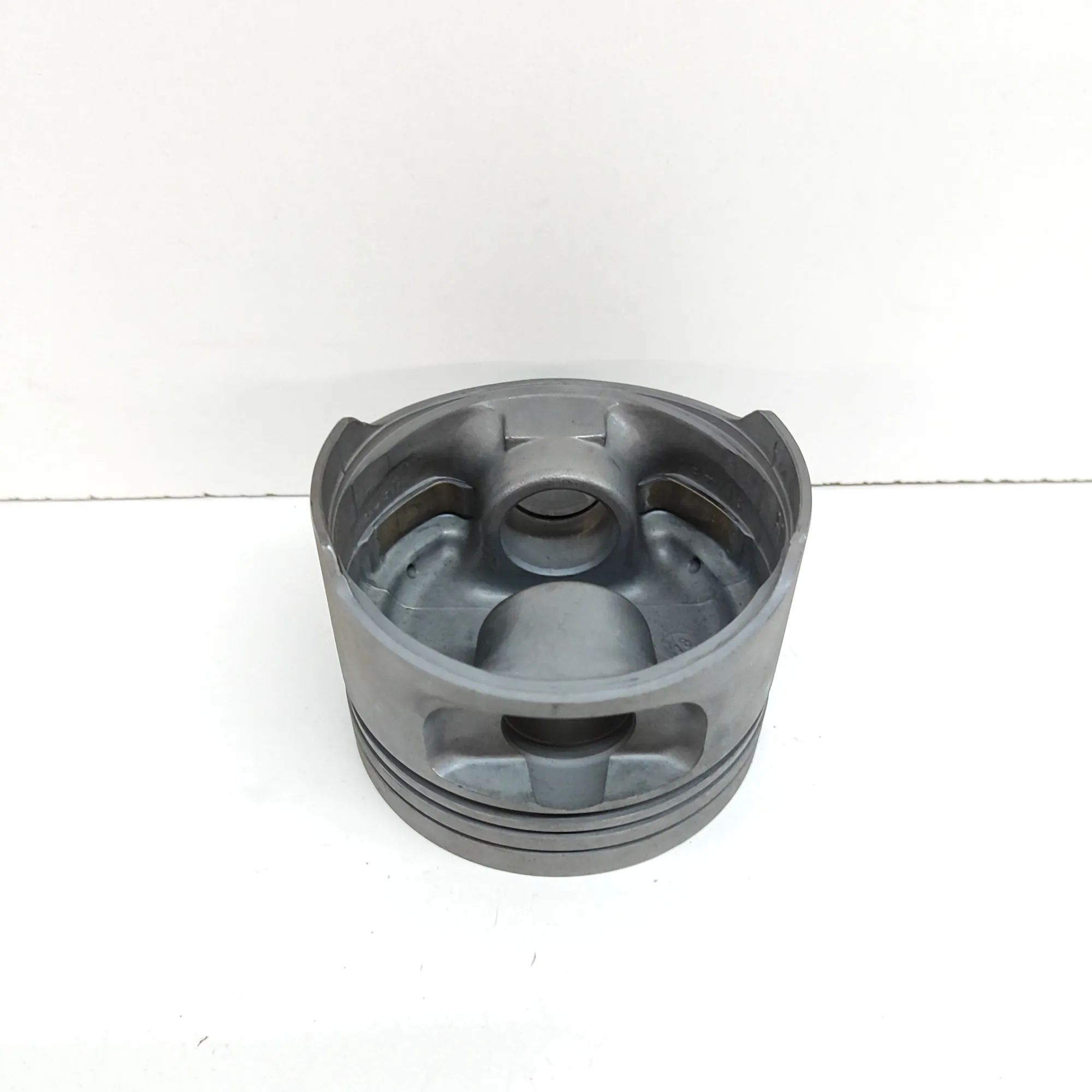 Volkswagen Transporter (T2, Caravelle) Piston Piston — VW TRANSPORTER III Minibus / passenger...