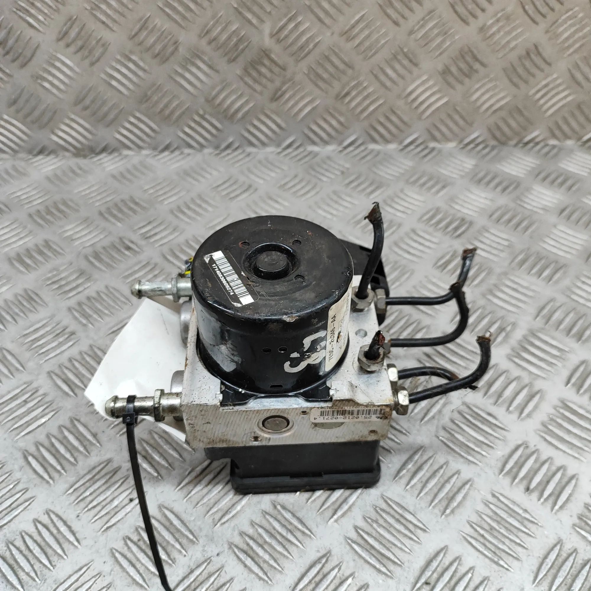 Ford Fusion (USA) ABS hydraulic pump