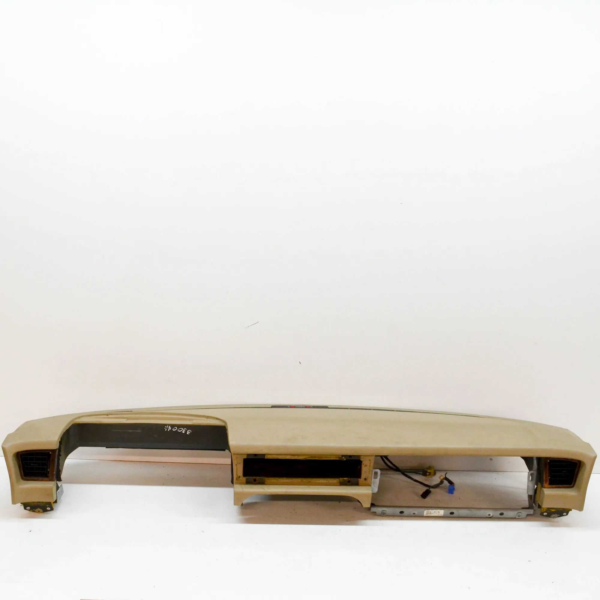 Jaguar XJ (XJ40) Dashboard Dashboard — JAGUAR XJ XJ40, XJ81 (1986-1994)

G...