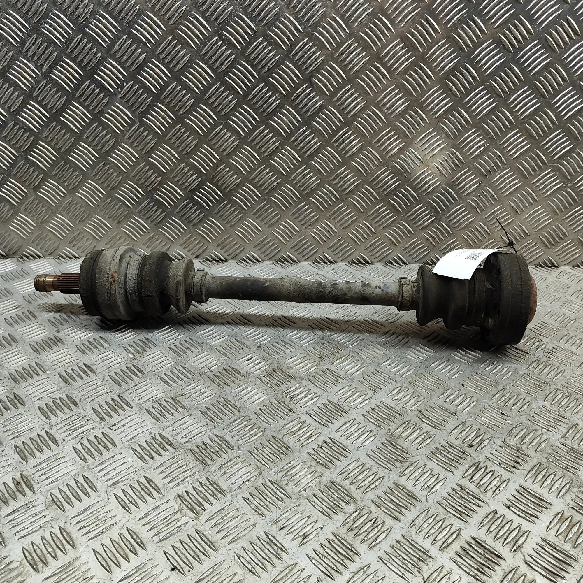 Mercedes-Benz 200 - 500 / E (W124) Rear Right Driveshaft Rear Right Driveshaft — MERCEDES BENZ S-CLASS (...